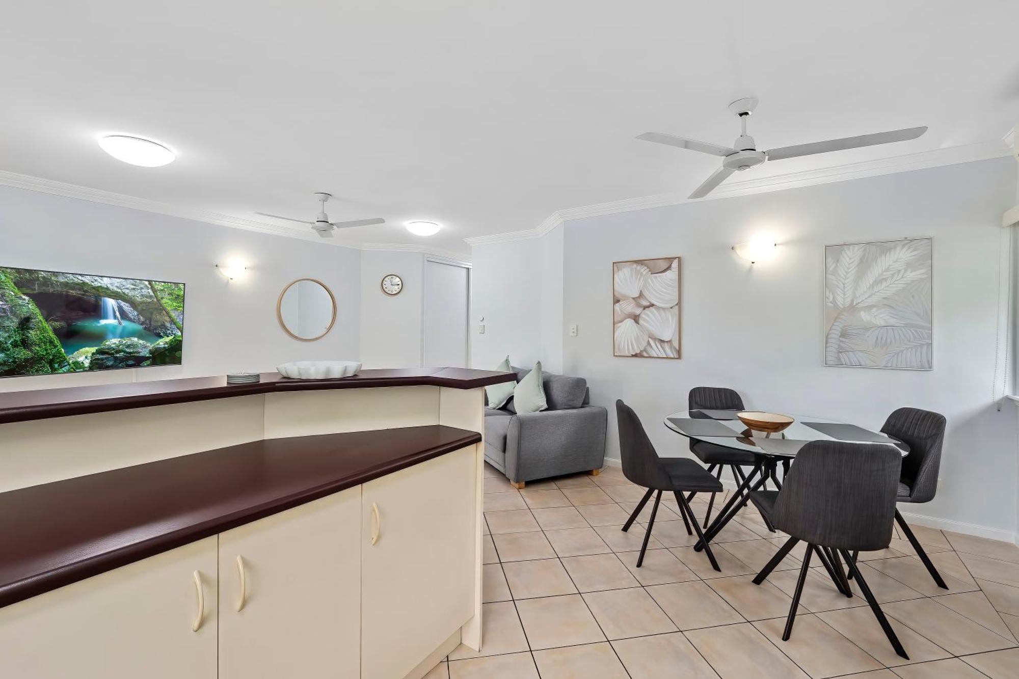 Apartment Oliva St 2 Bedroom