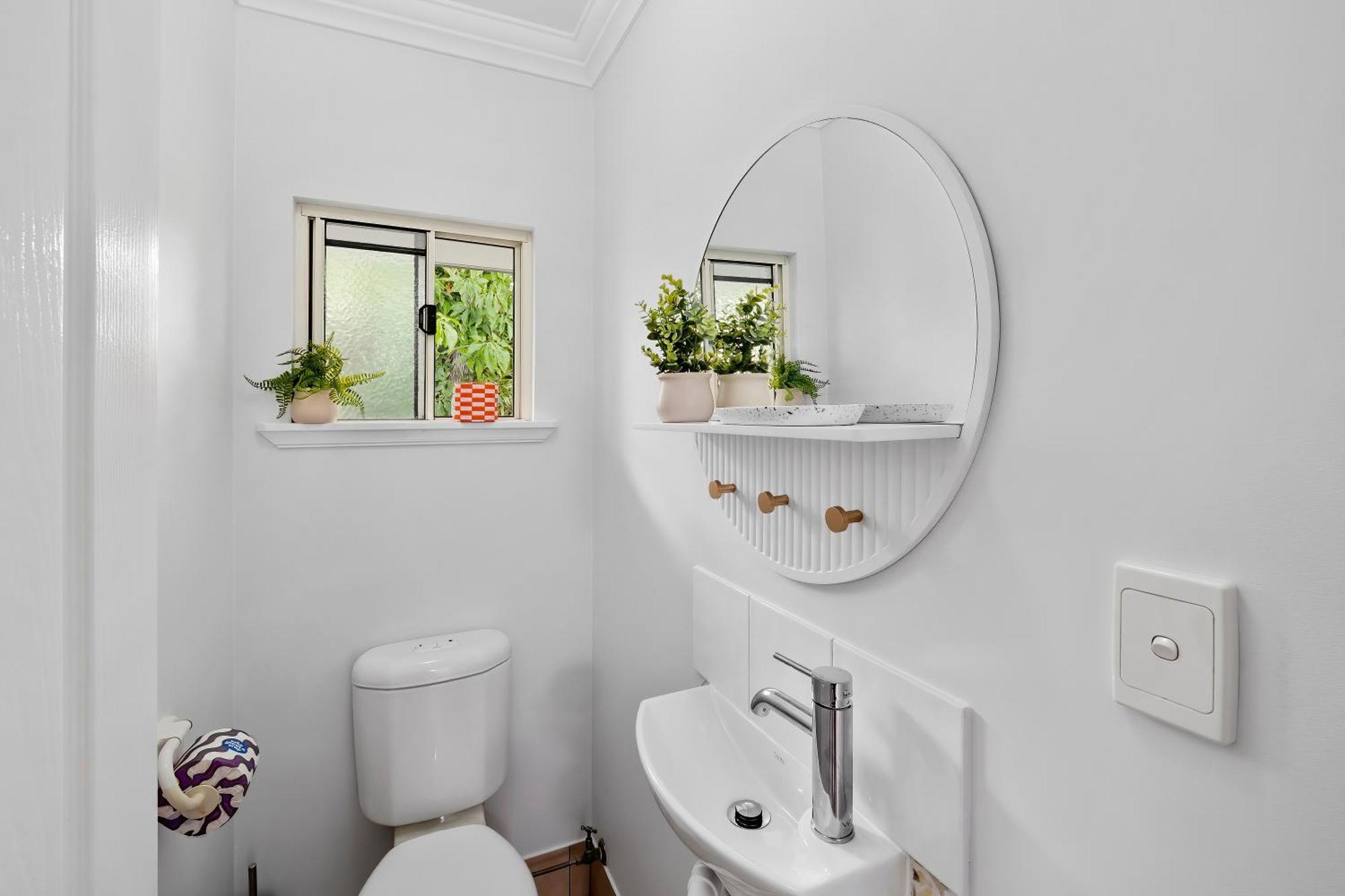 Oliva St 2 Bedroom Apartment *