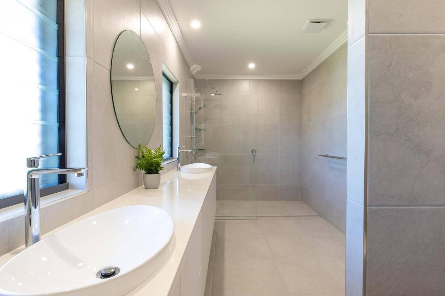 Holiday home Raphari At The Cove - A Stunning Poolside Escape