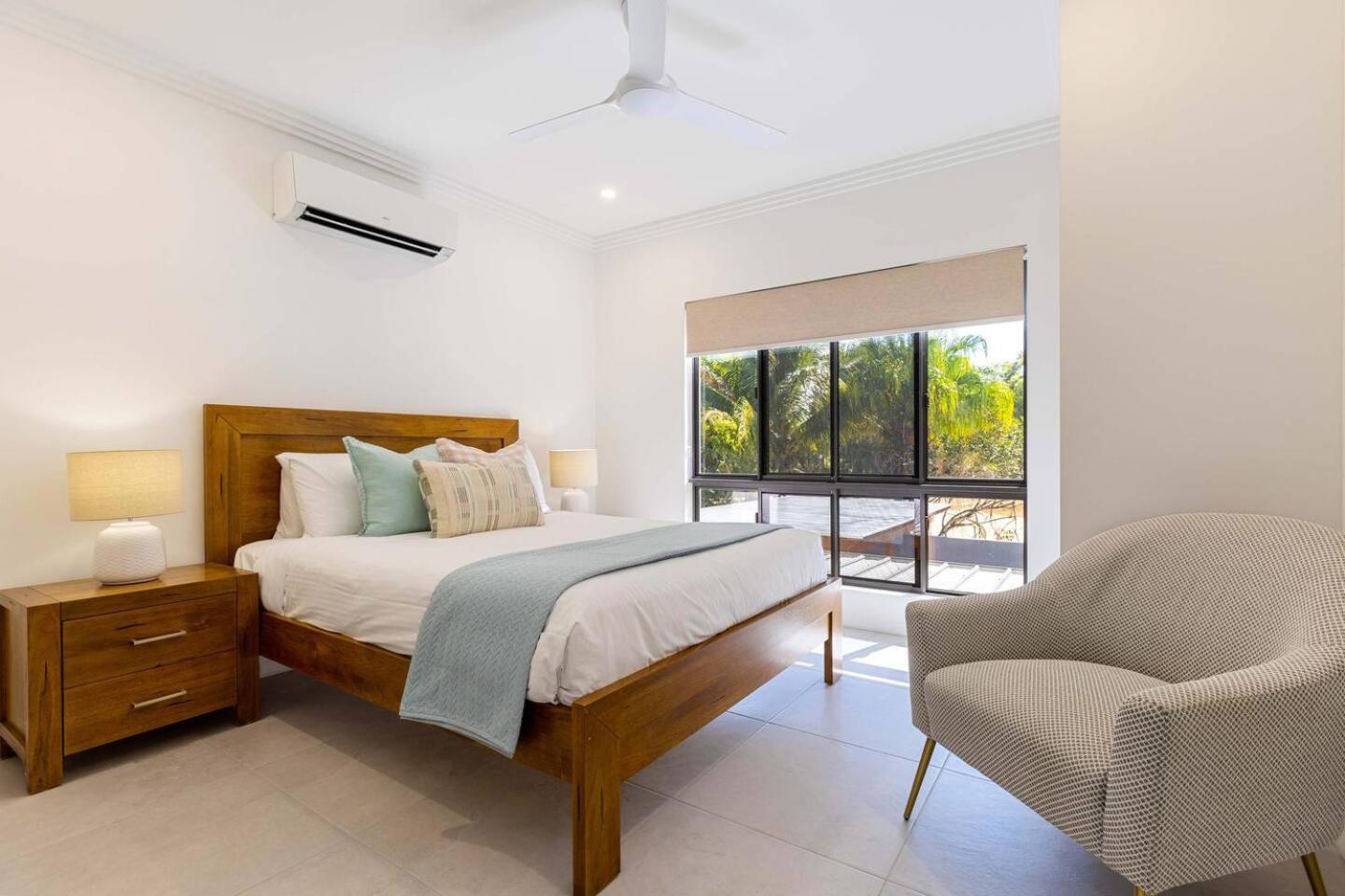 Raphari At The Cove - A Stunning Poolside Escape * Palm Cove