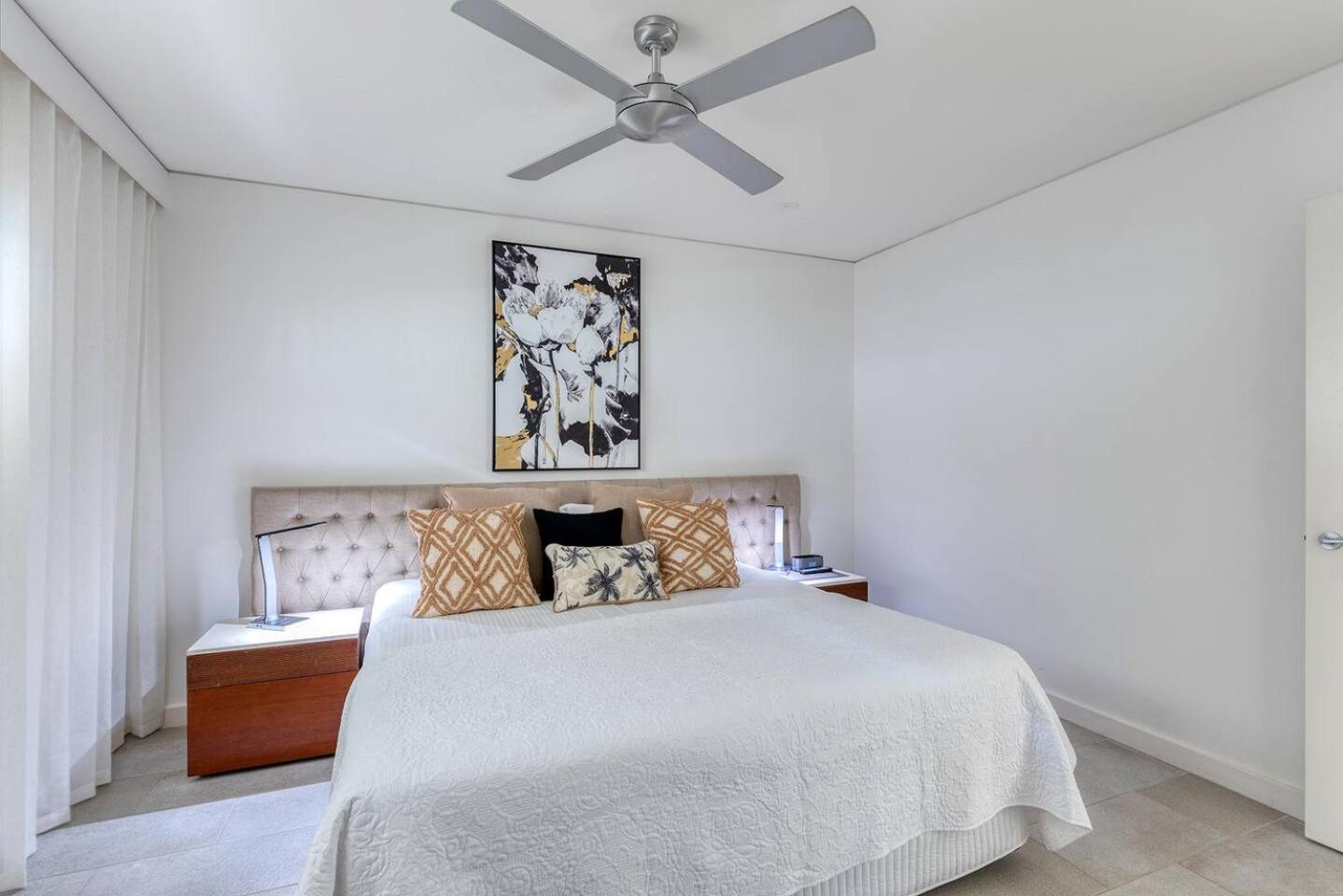 'hibiscus Haven' Resort-style Chic By The Apartment *
