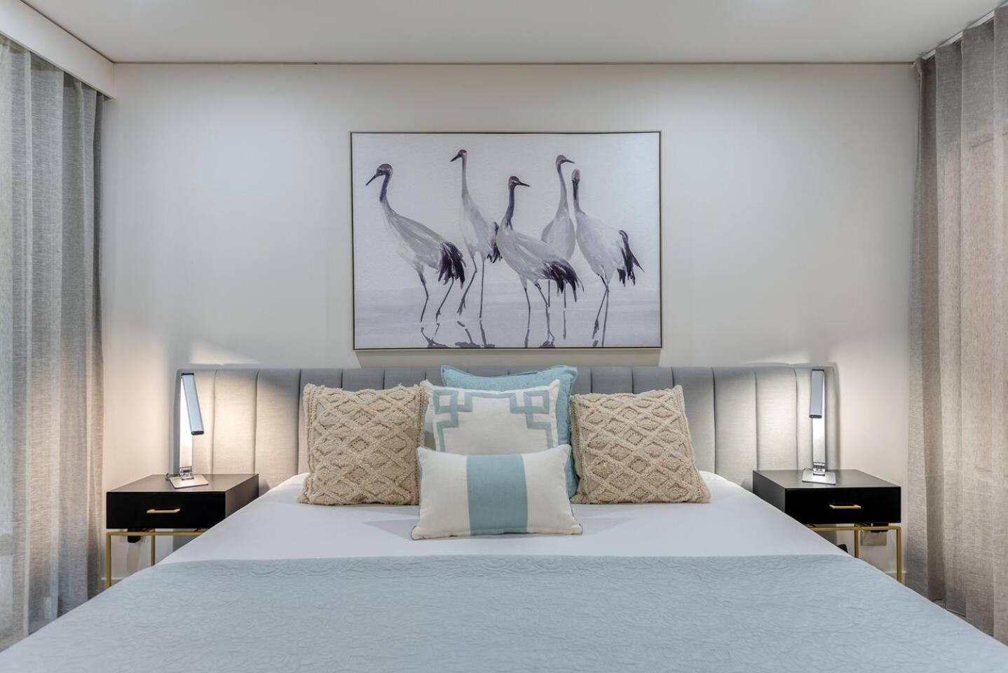 'hibiscus Haven' Resort-style Chic By The Apartment Palm Cove