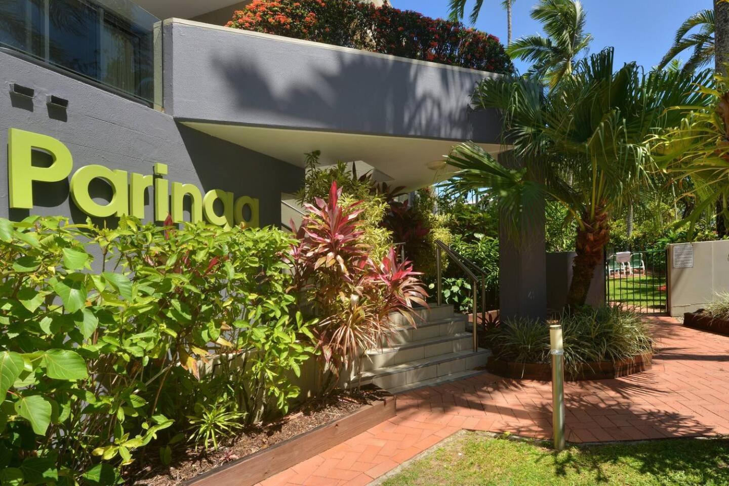 Azure Oasis: Boutique Beachfront On The Esplanade Apartment *