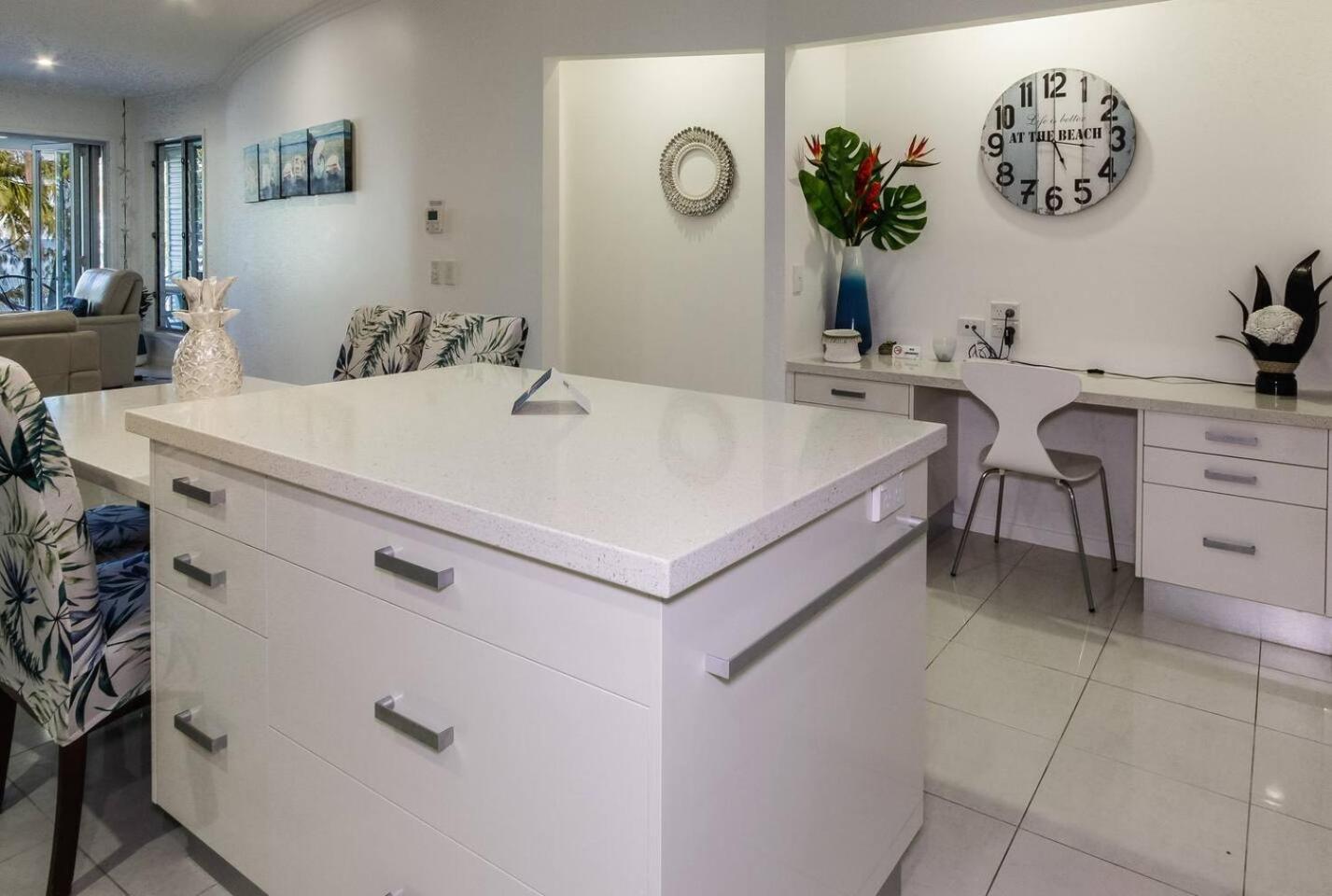 Azul At Island Views—bask In Beachfront Living * Palm Cove
