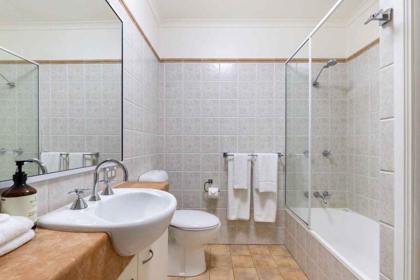 Apartment Mai At Coral Horizons: A Relaxed Retreat *