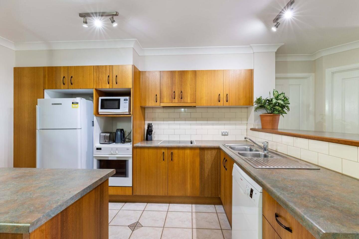 Mai At Coral Horizons: A Relaxed Retreat * Palm Cove