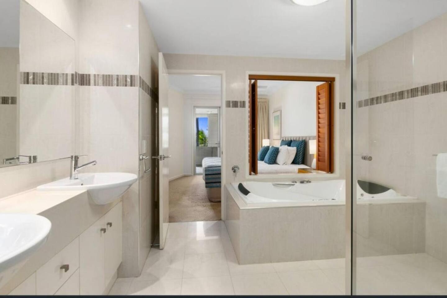 Gris At Island Views—pool Paradise On The * Palm Cove