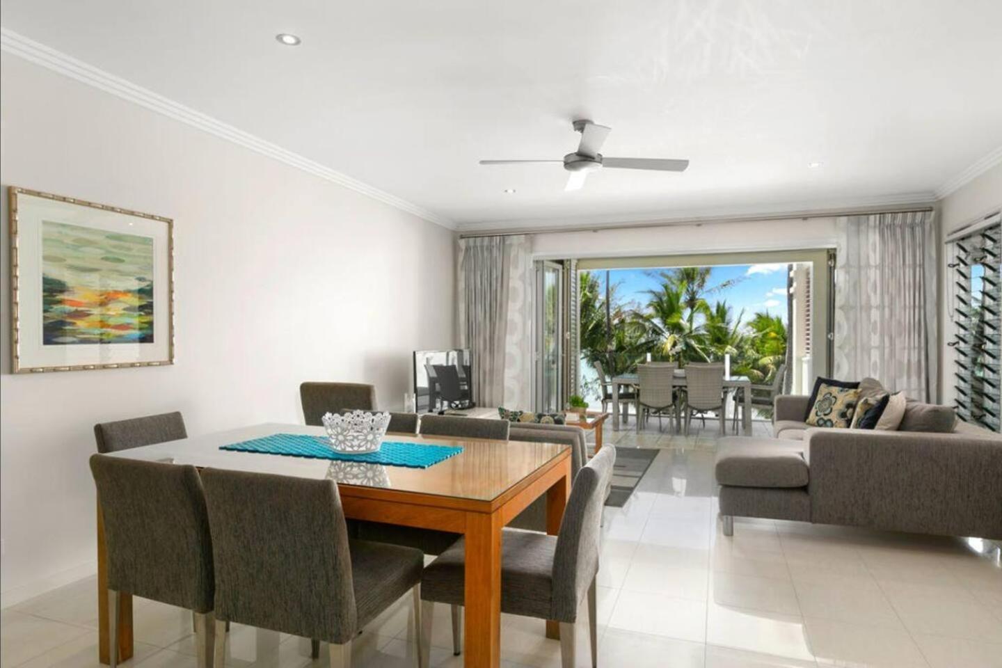 Apartment Gris At Island Views—pool Paradise On The