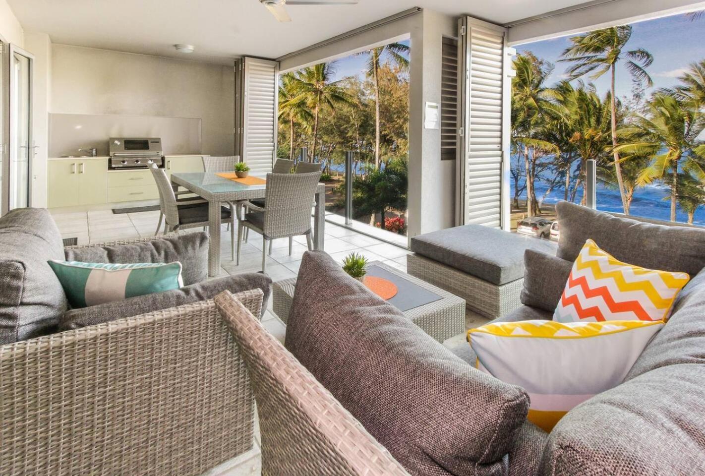 Gris At Island Views—pool Paradise On The