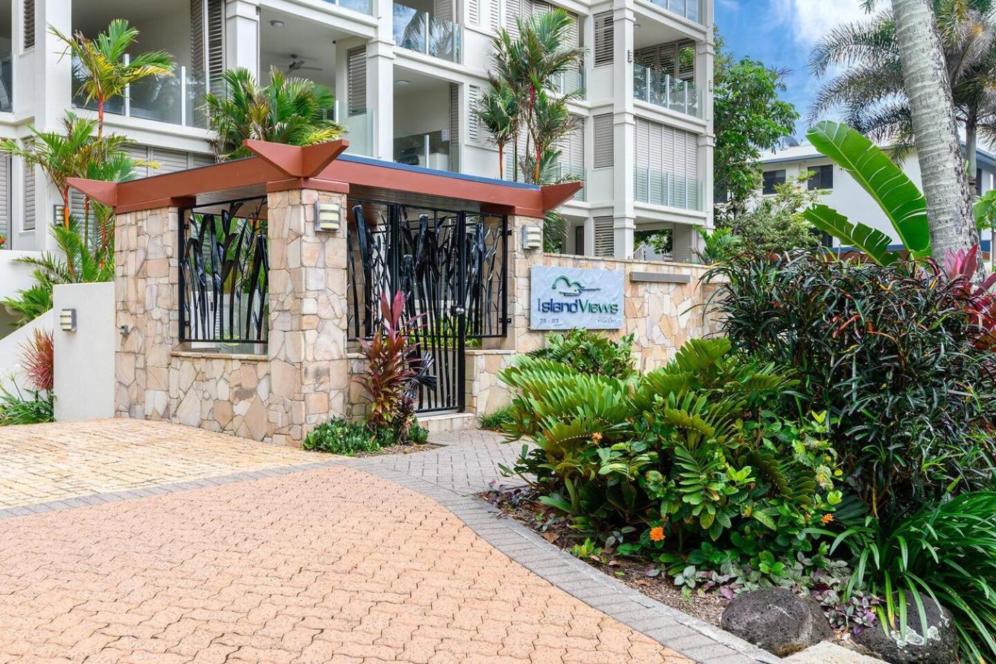 Gris At Island Views—pool Paradise On The Palm Cove