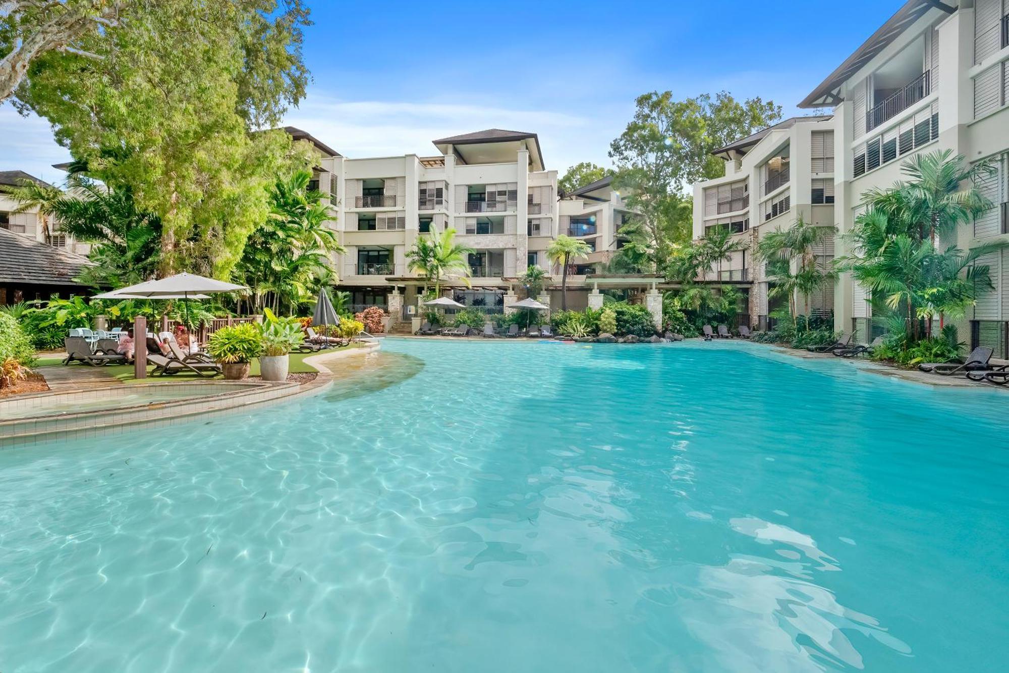 Private In The Temple Beachfront Apartment Palm Cove