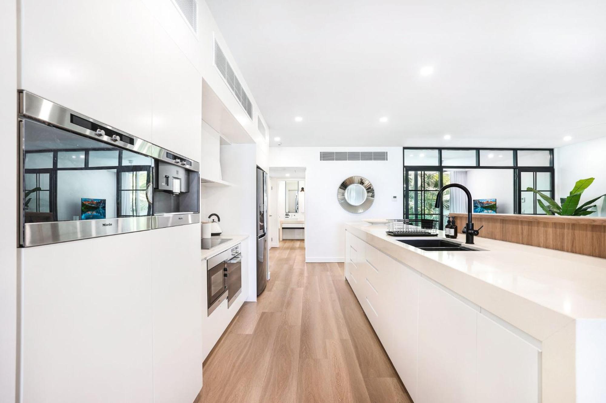 Amaroo - Luxury Overlooking The Coral Sea *