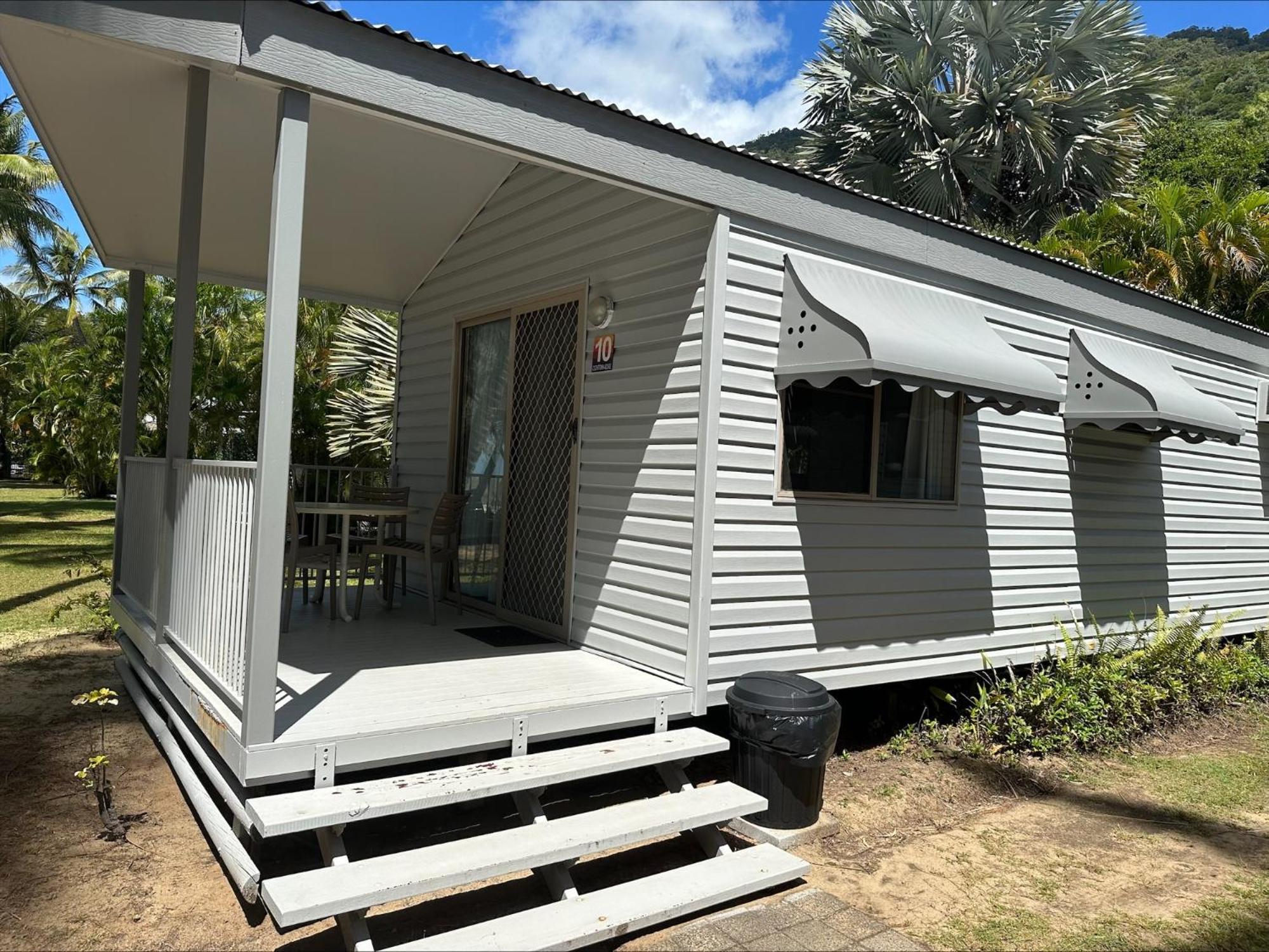 Ellis Oceanfront 4* Palm Cove
