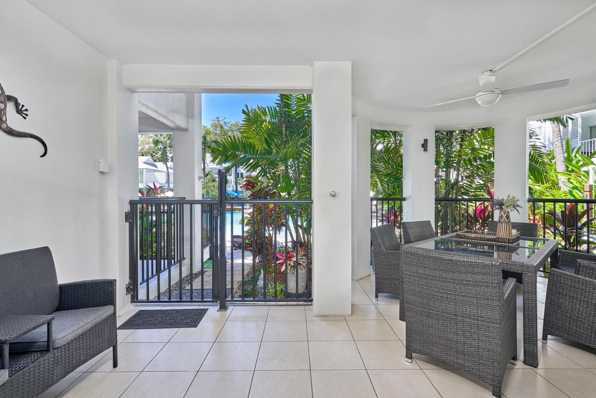 Club Private Apartment *