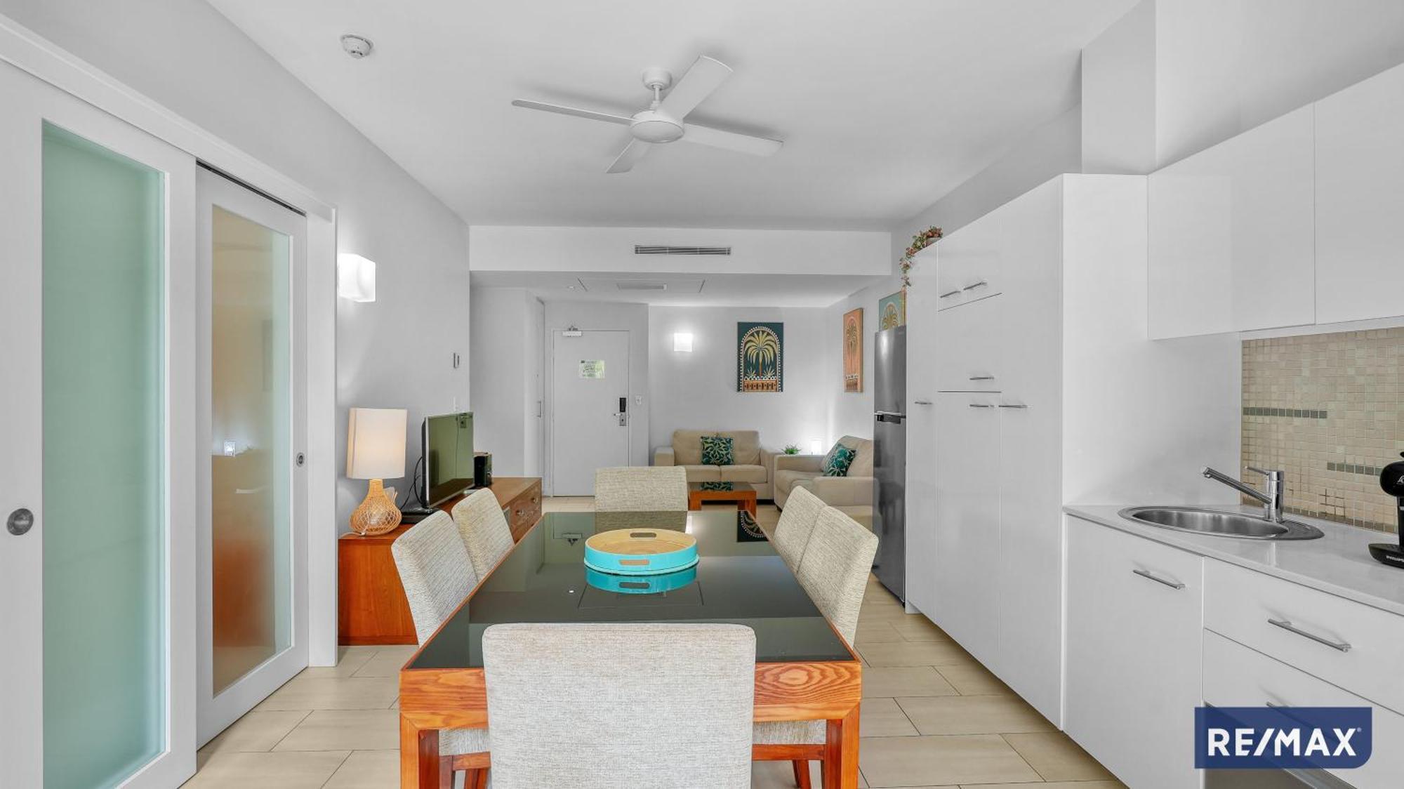 Elysium Private At The Drift Apartment