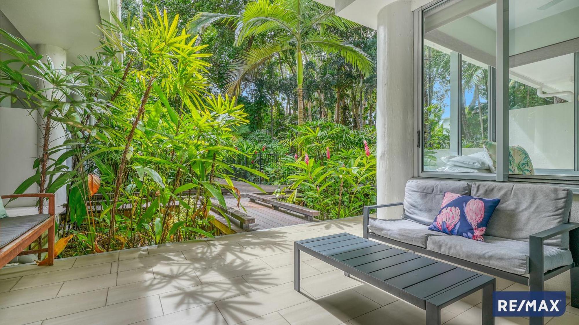Elysium Private At The Drift Apartment Palm Cove