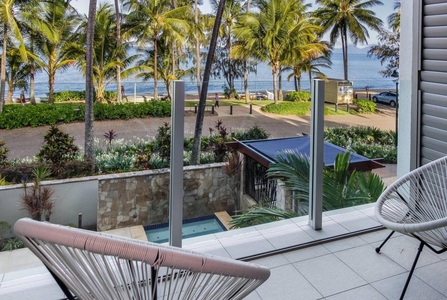 Aqua Aura - Bask In Beachfront Living