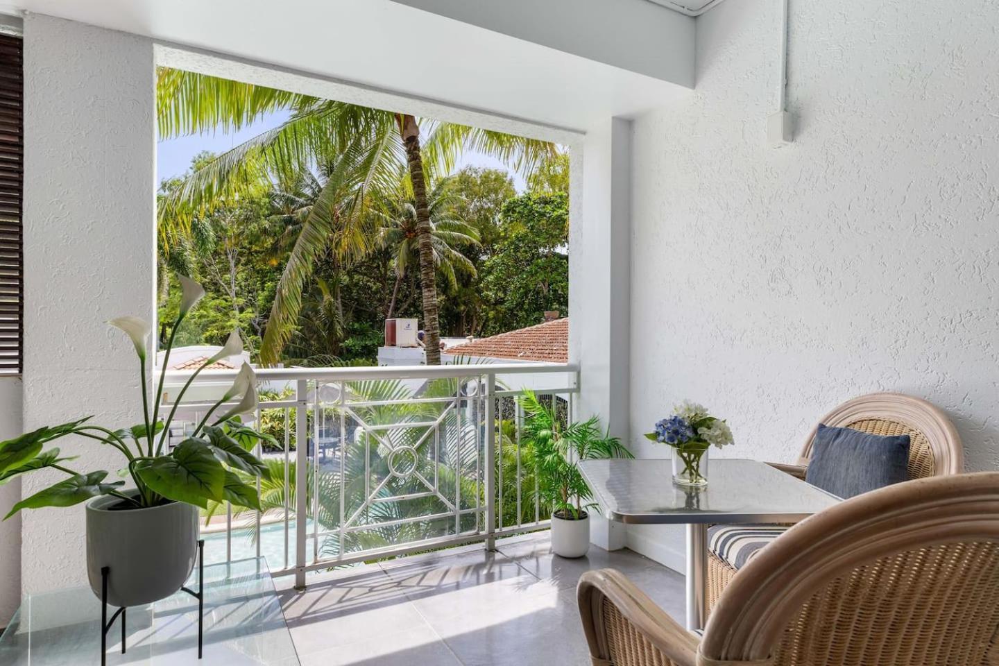 'swaying Palms And Salt Air' A Dreamy Tropical Haven
