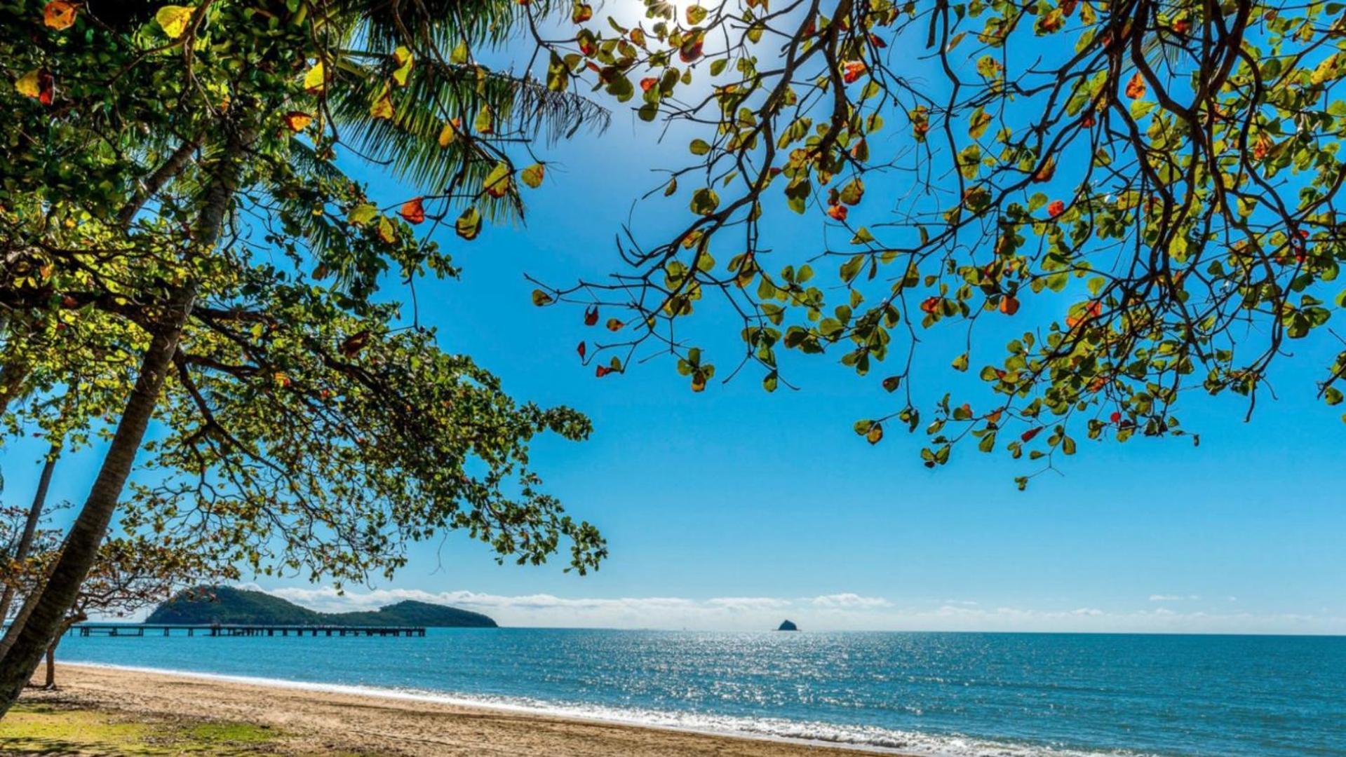 Holiday home Castaways - *