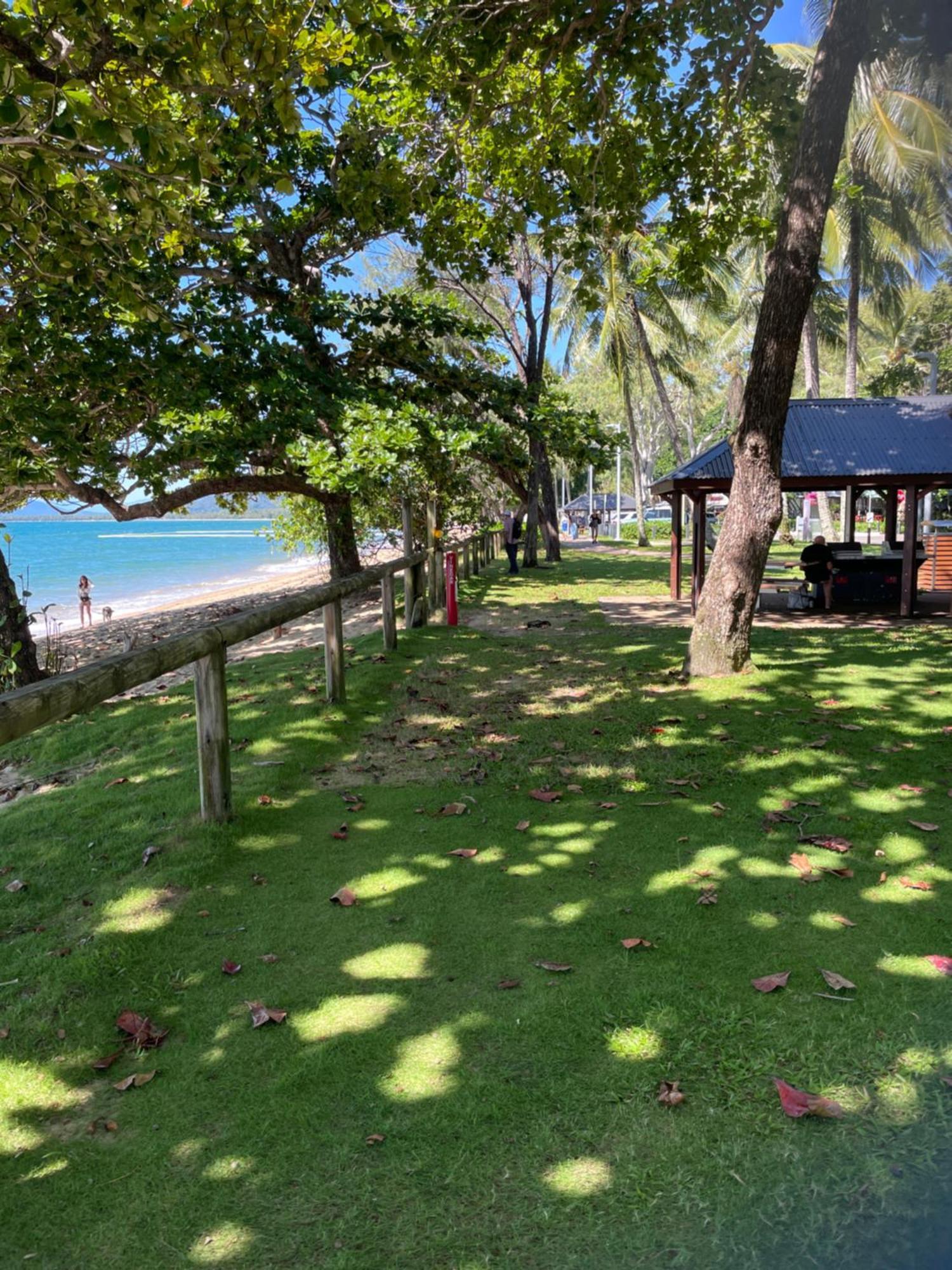 Secluded Tropical Apartment Palm Cove