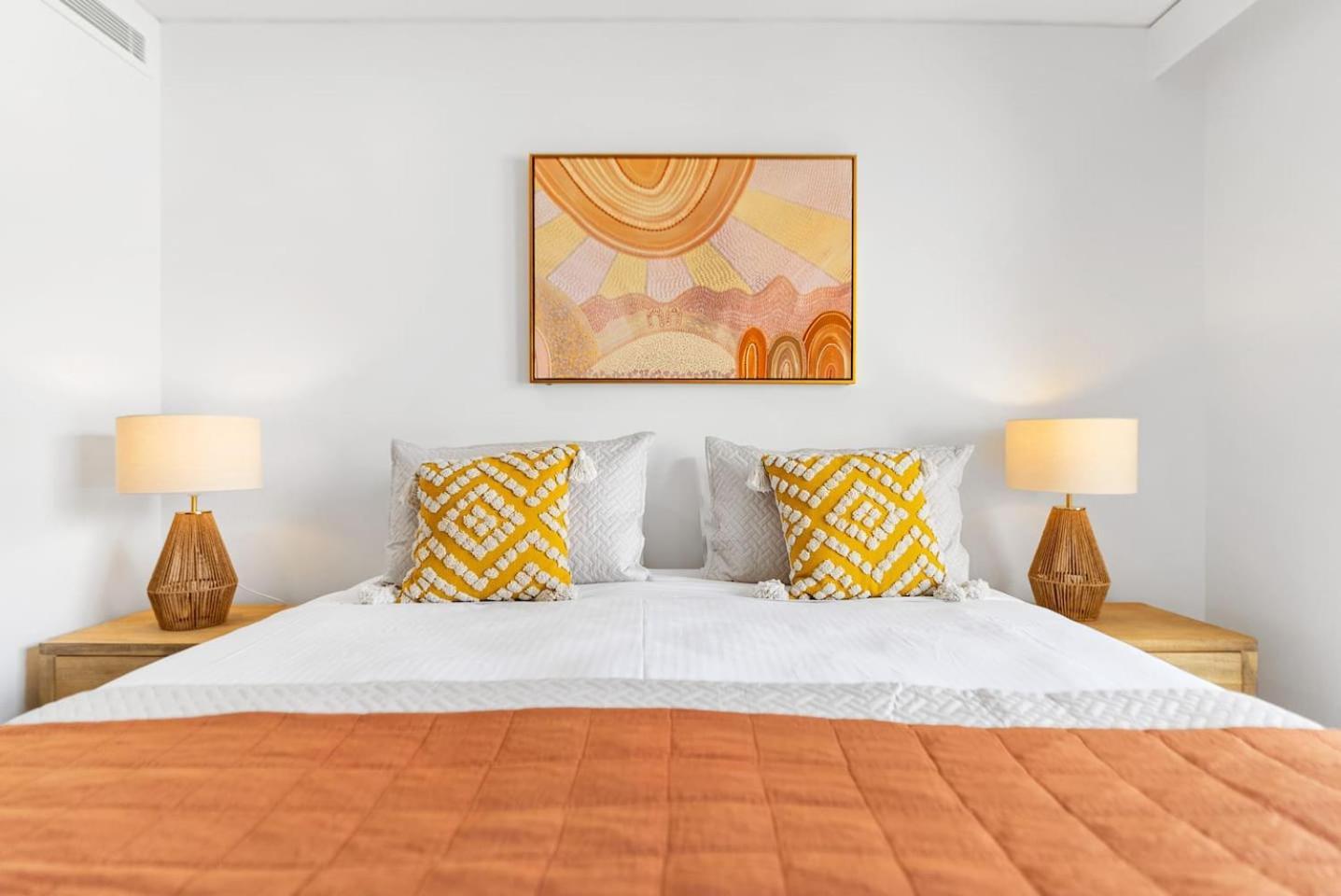 Apartment 'tropical Escape' Coastal Daydreams With Rooftop *