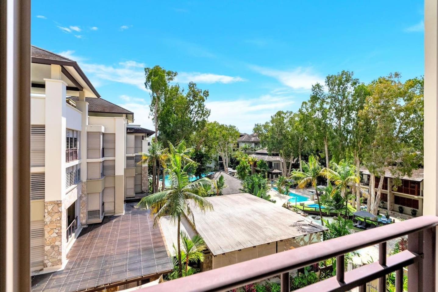 'tropical Escape' Coastal Daydreams With Rooftop Apartment Palm Cove