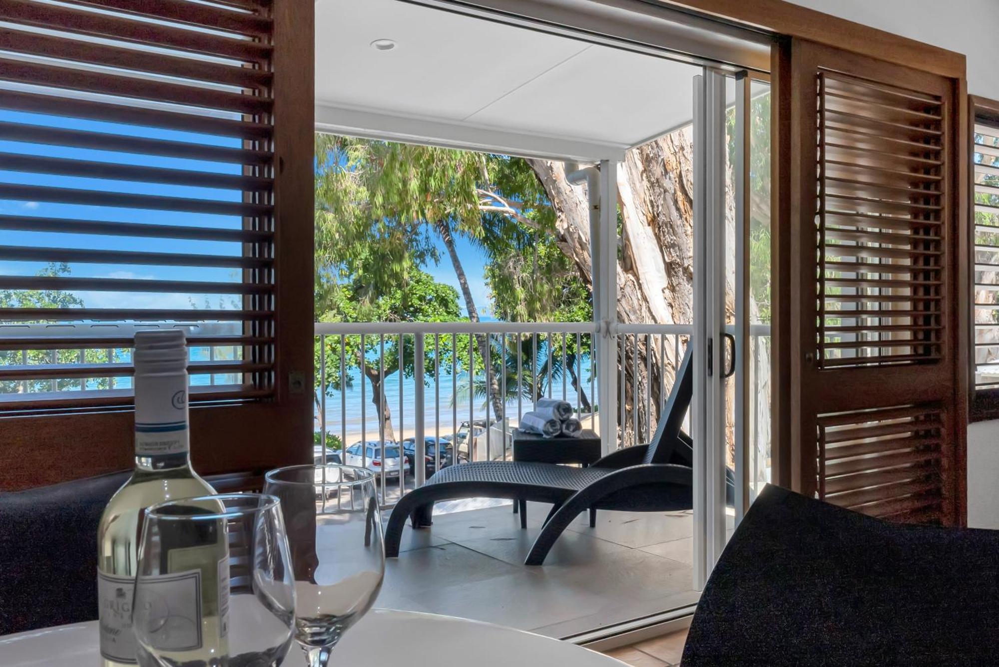 'beachfront Bliss' Paradise At Palm Cove