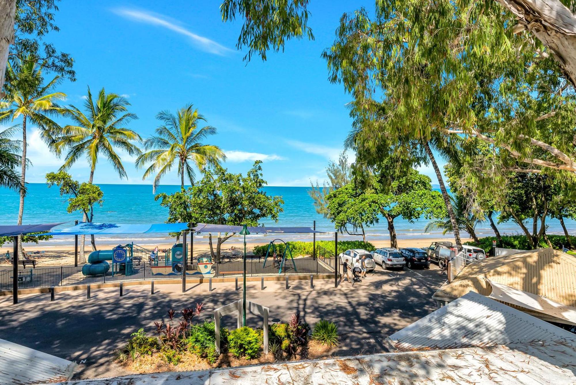 'beachfront Bliss' Paradise At *