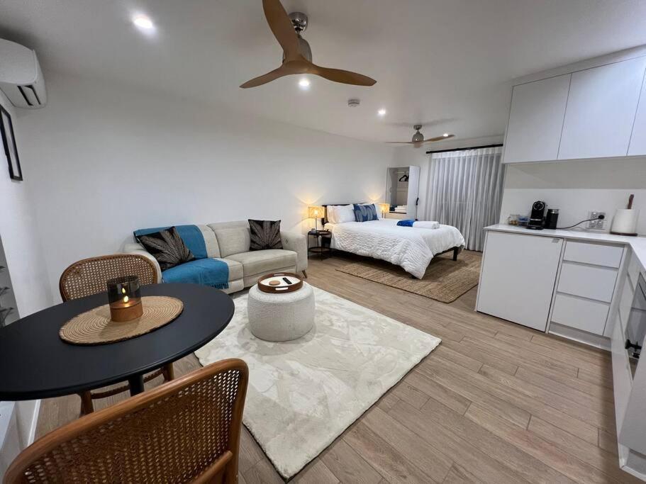Indigo Studio With Pool 200m To Beach