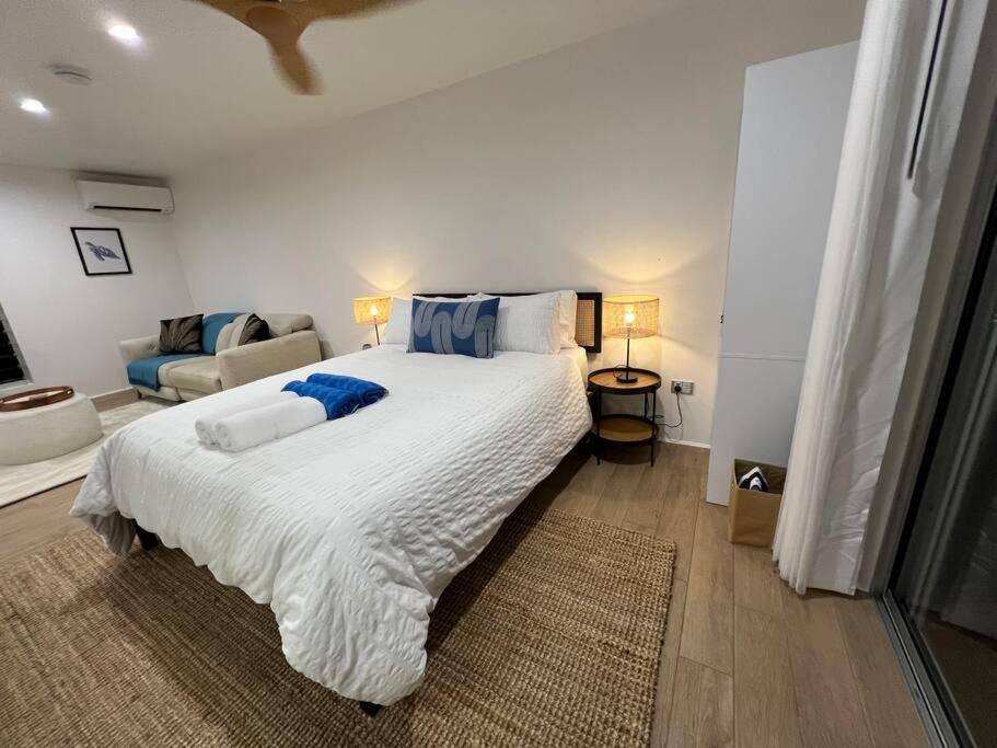 Indigo Studio With Pool 200m To Beach Guest house *