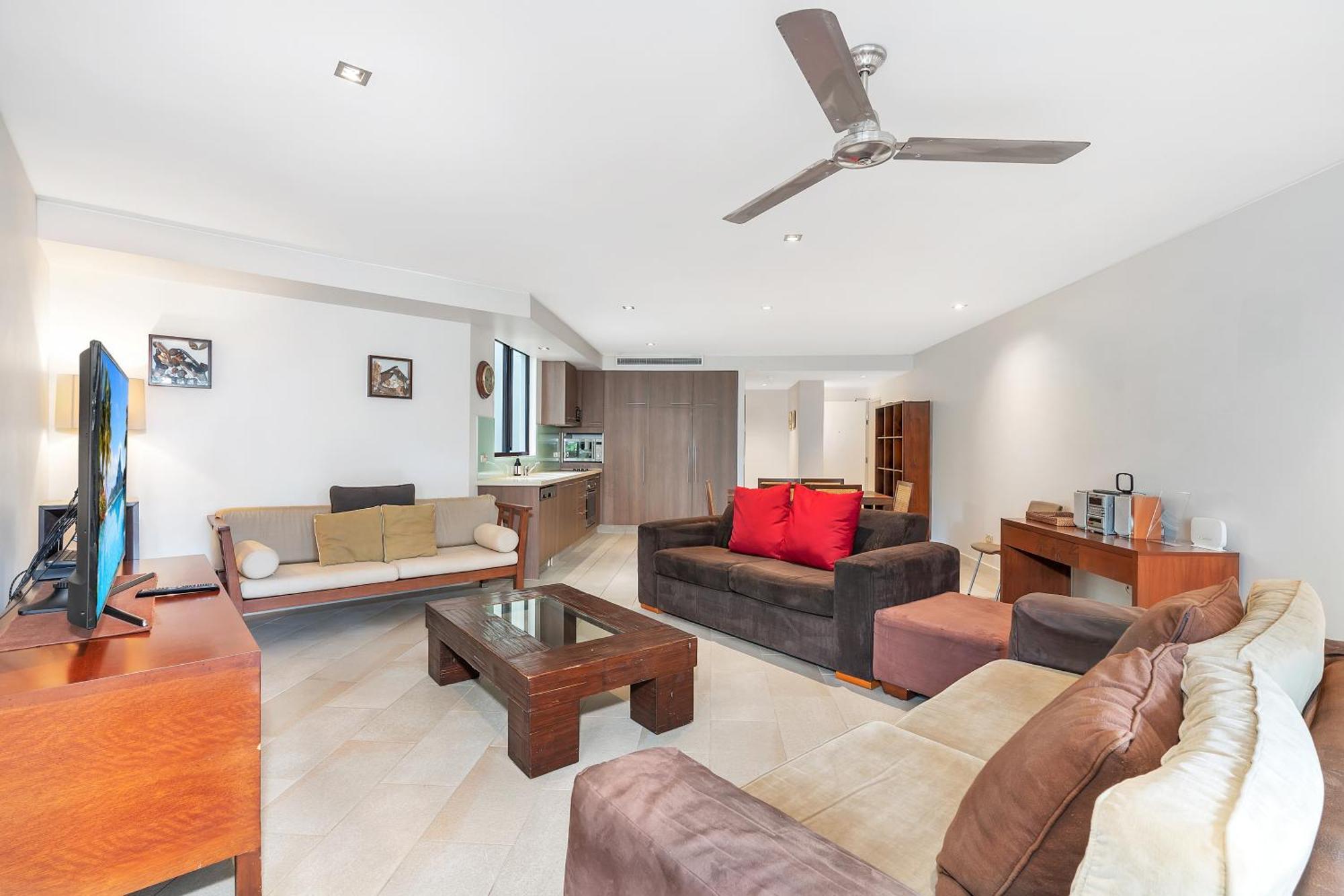 Private In The Temple Beachfront Apartment *
