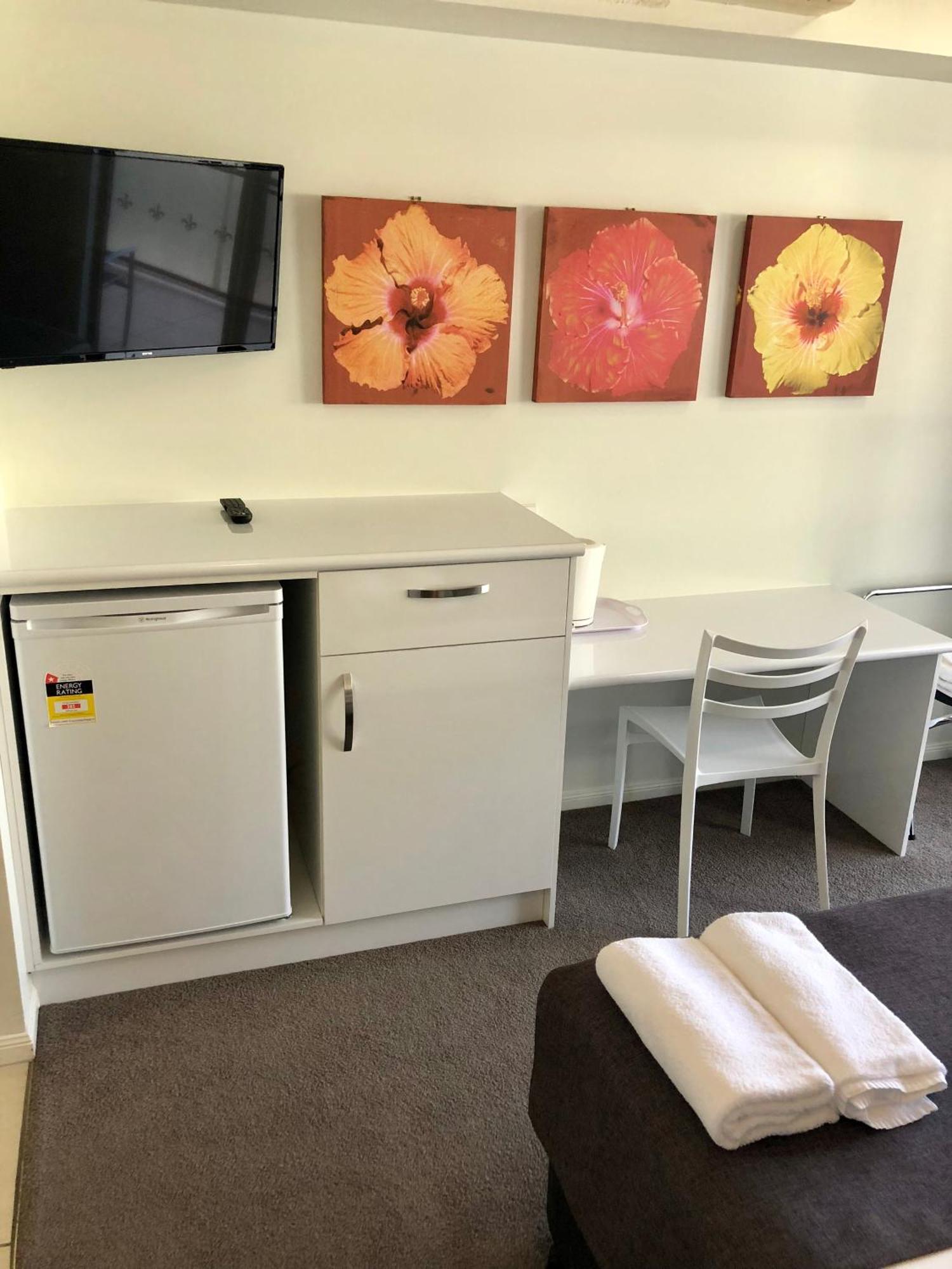 Elysium Aparthotel