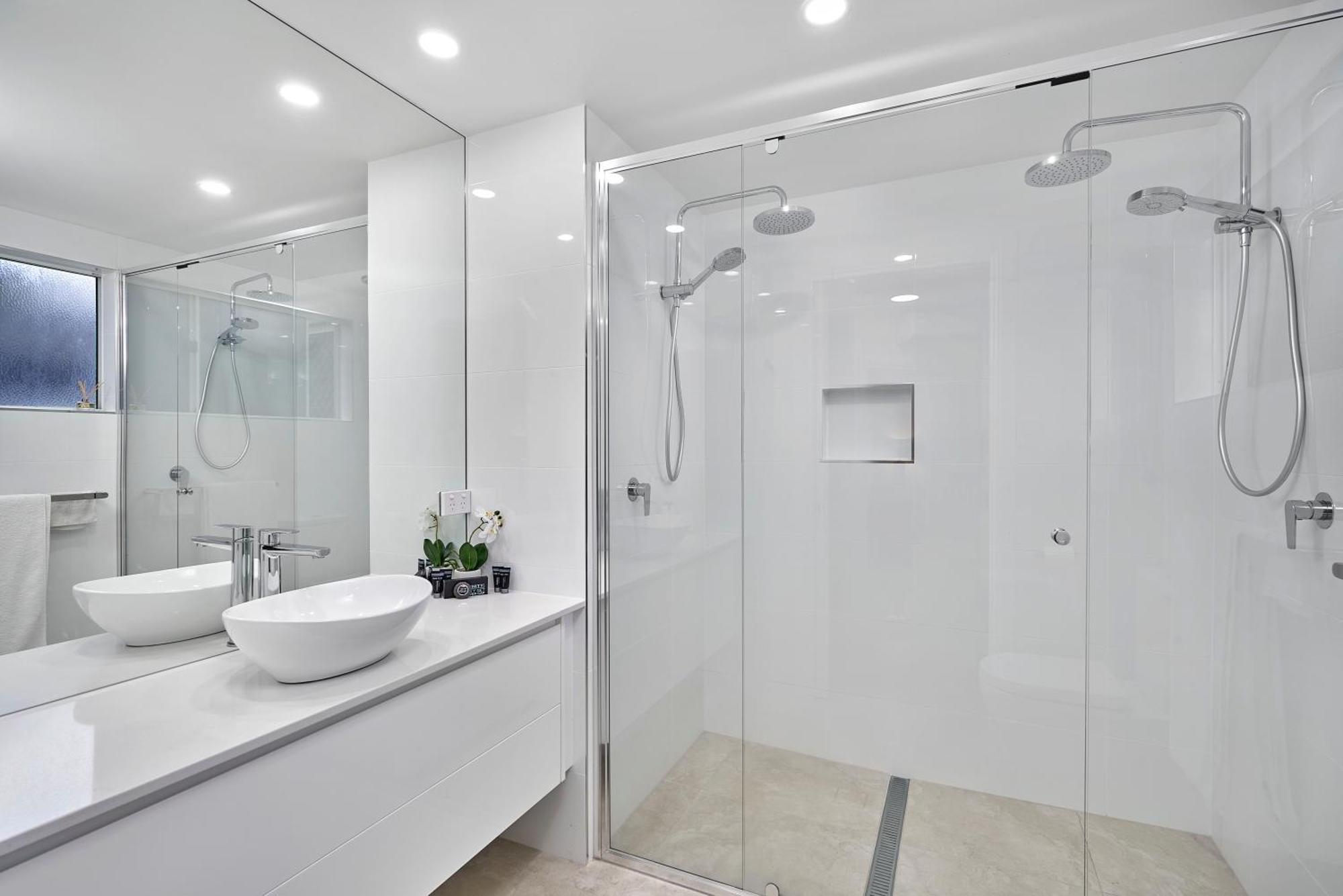 Coral Horizons Ocean View Apartment *
