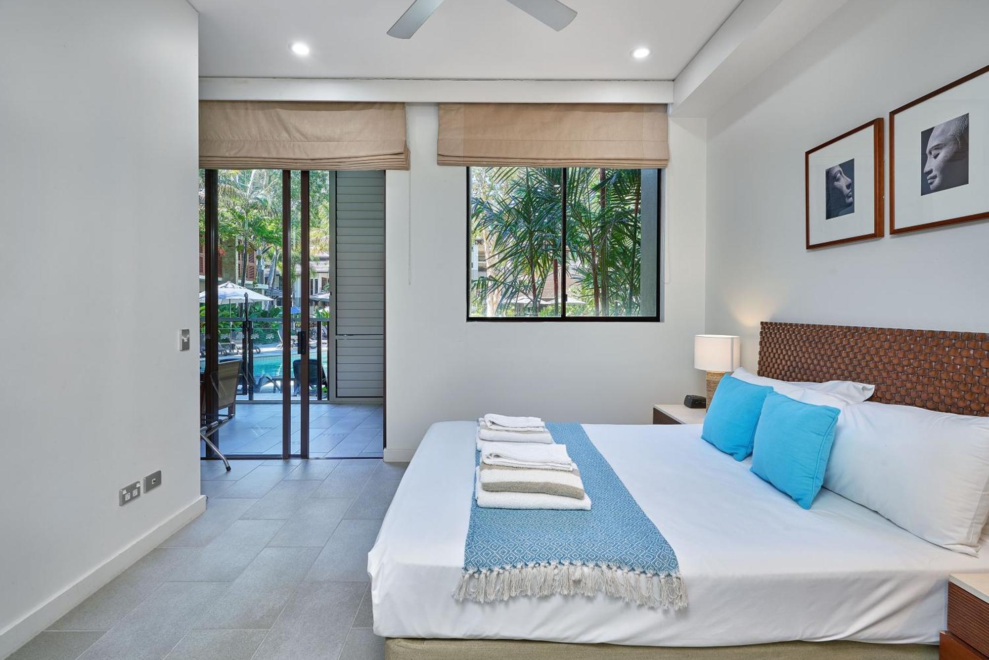 Apartment Swim Out In Triton Street Beachfront Palm Cove