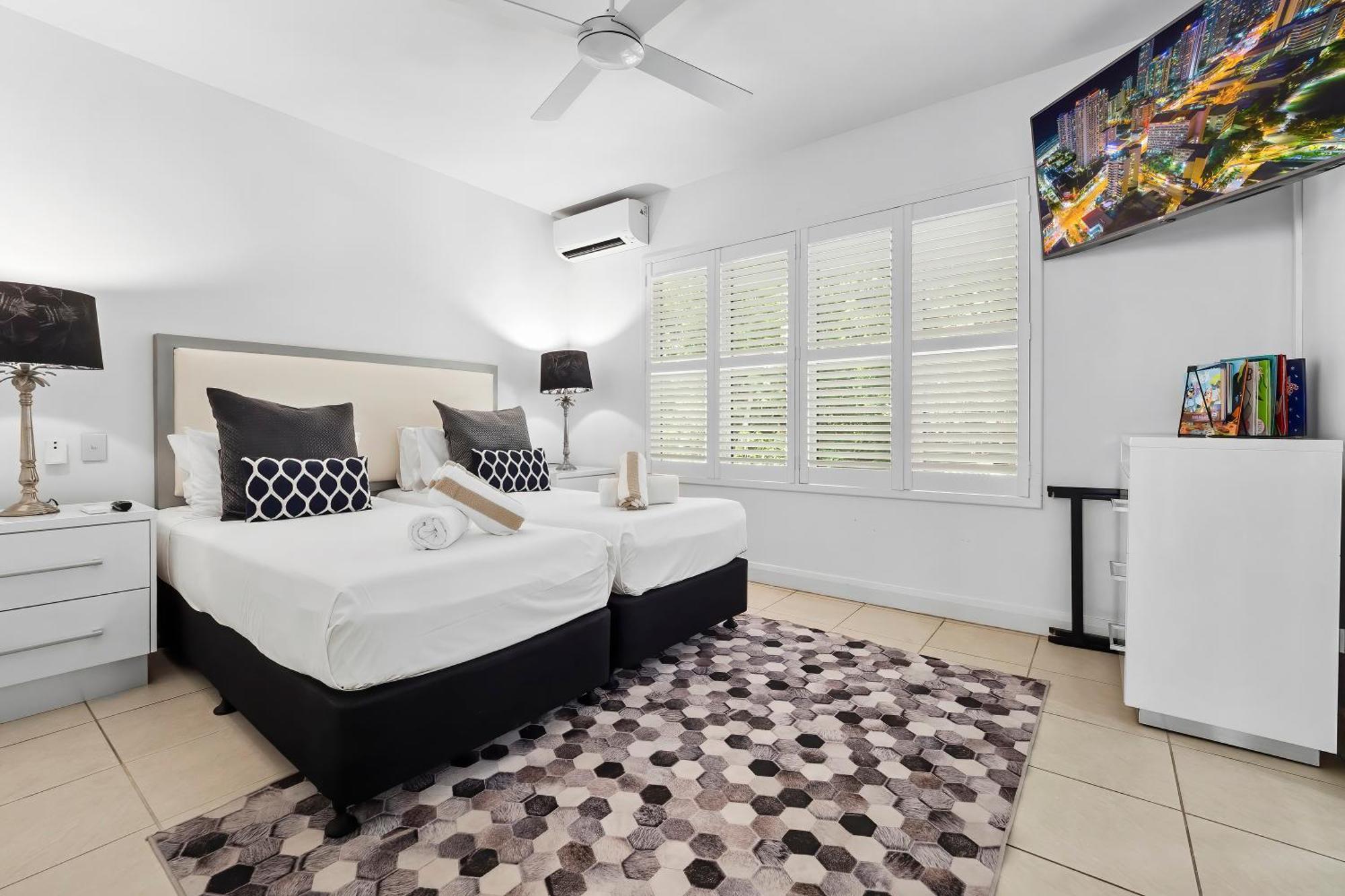 Luxury 2 Bedroom Club