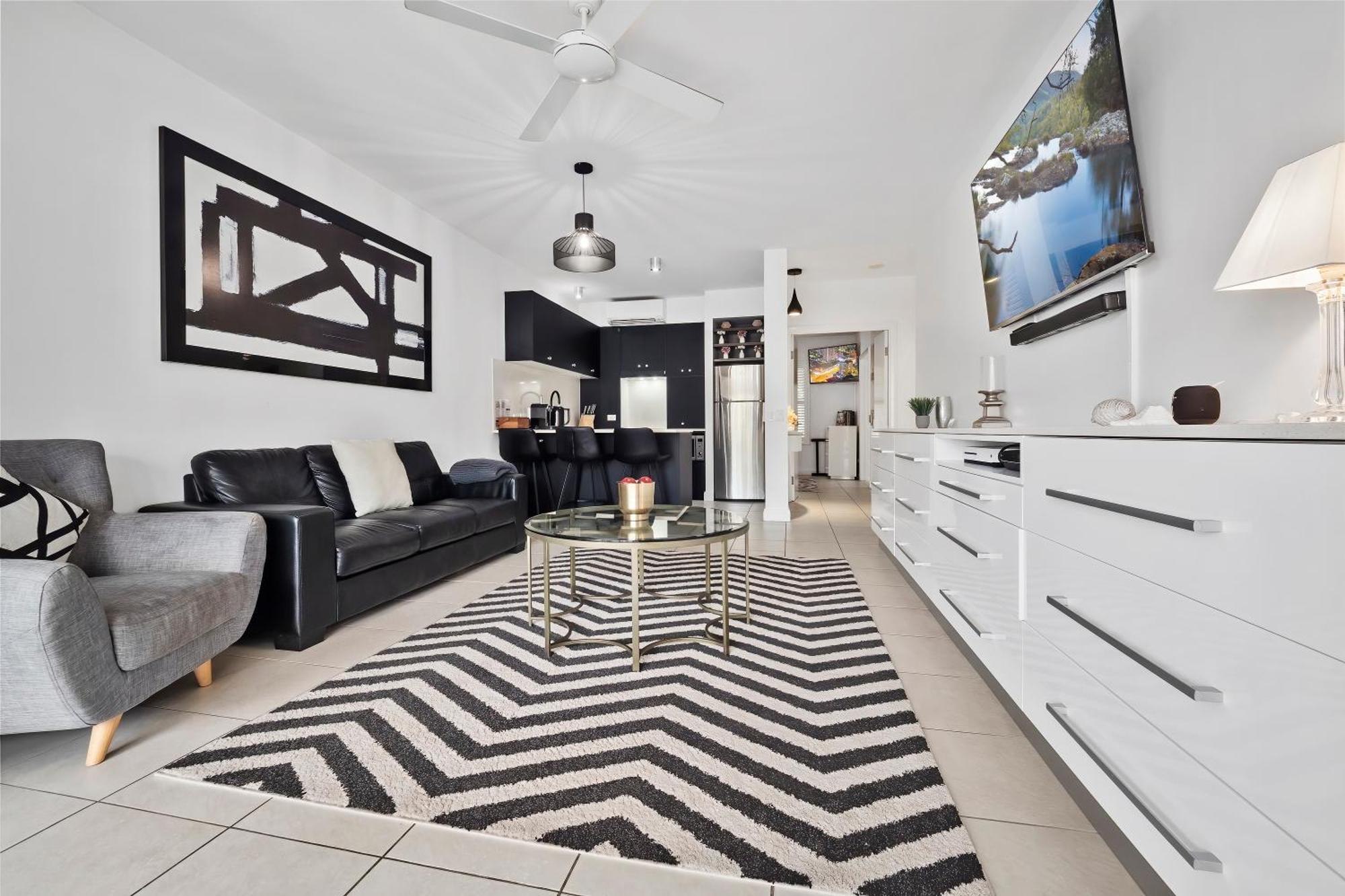 Luxury 2 Bedroom Club *