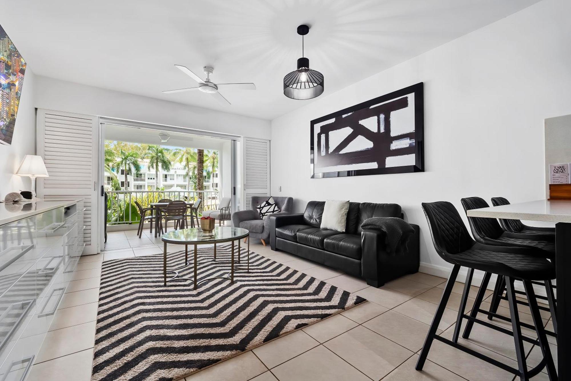 Apartment Luxury 2 Bedroom Club Palm Cove