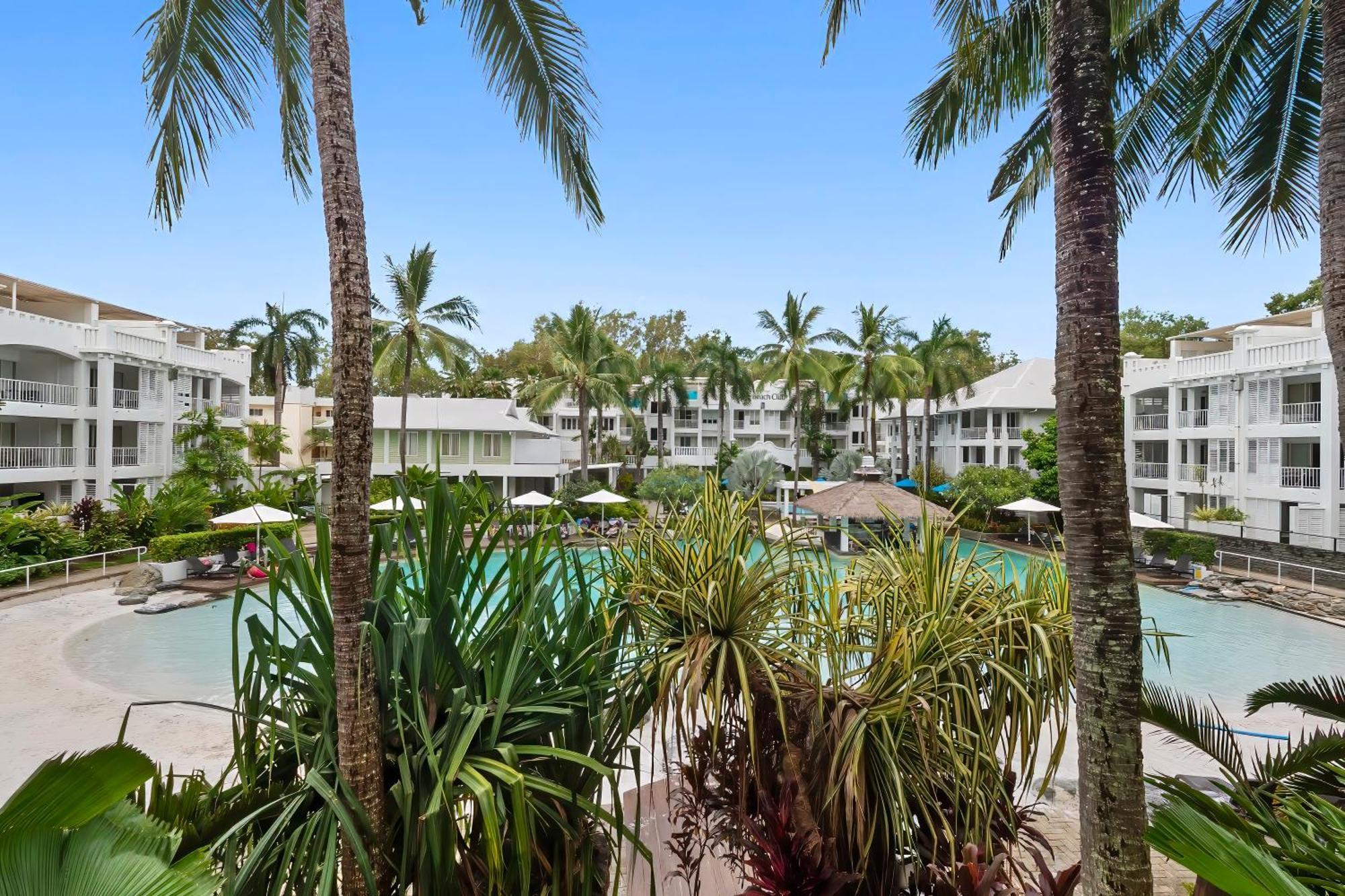 Luxury 2 Bedroom Club Apartment