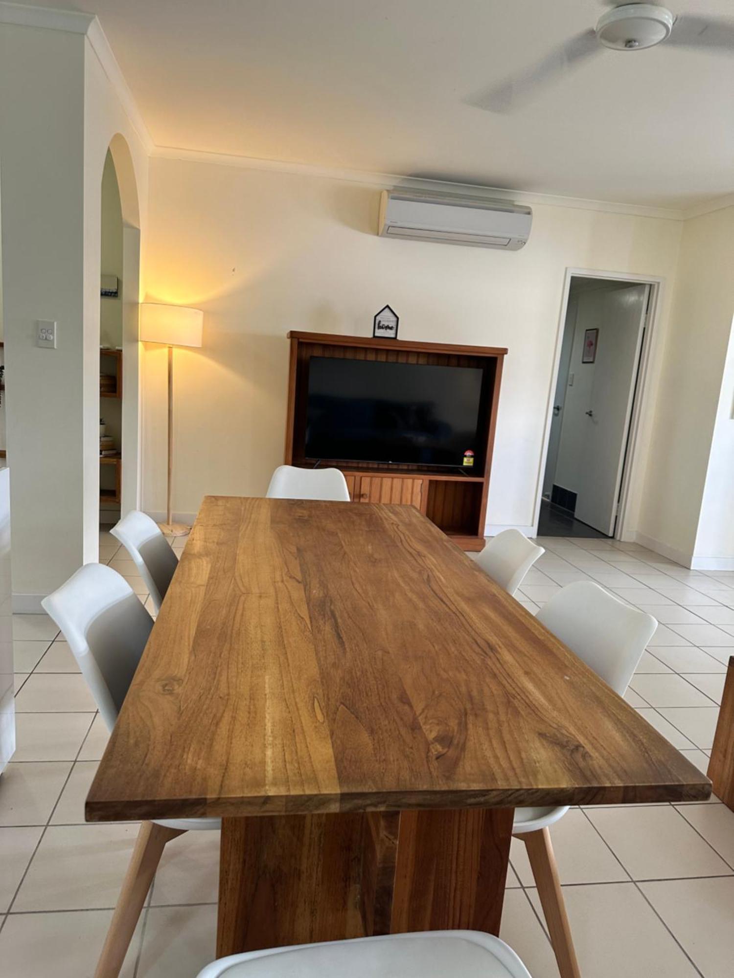 Paradise Apartment *