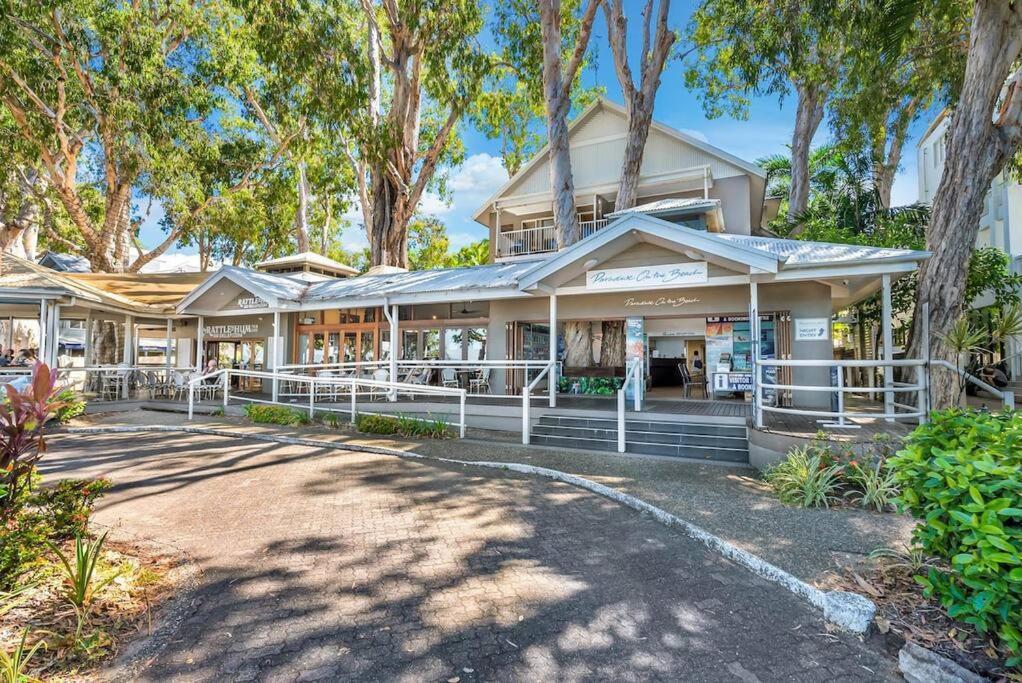 'beachfront Bliss' Paradise At Apartment Palm Cove