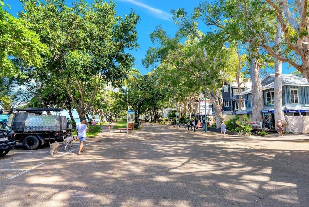Ocean Outlook - Absolute Beachfront Apartment