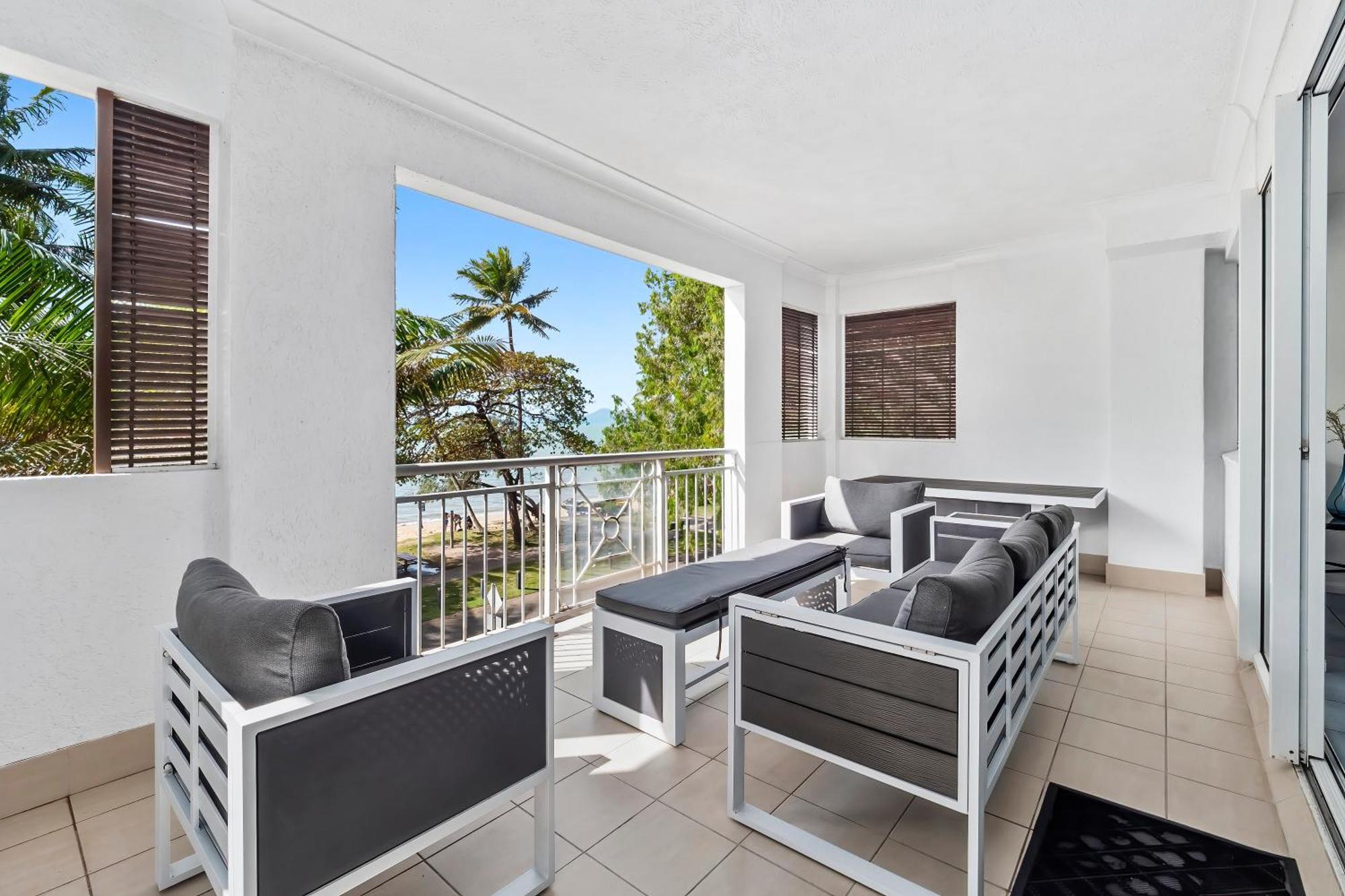 Alassio Beachfront Palm Cove