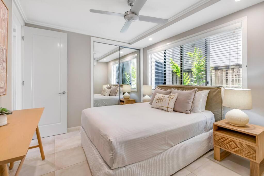 Villa Cove House - Coastal Convenience By The Pool