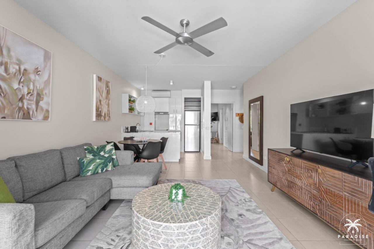 Club Luxury With Rooftop Apartment