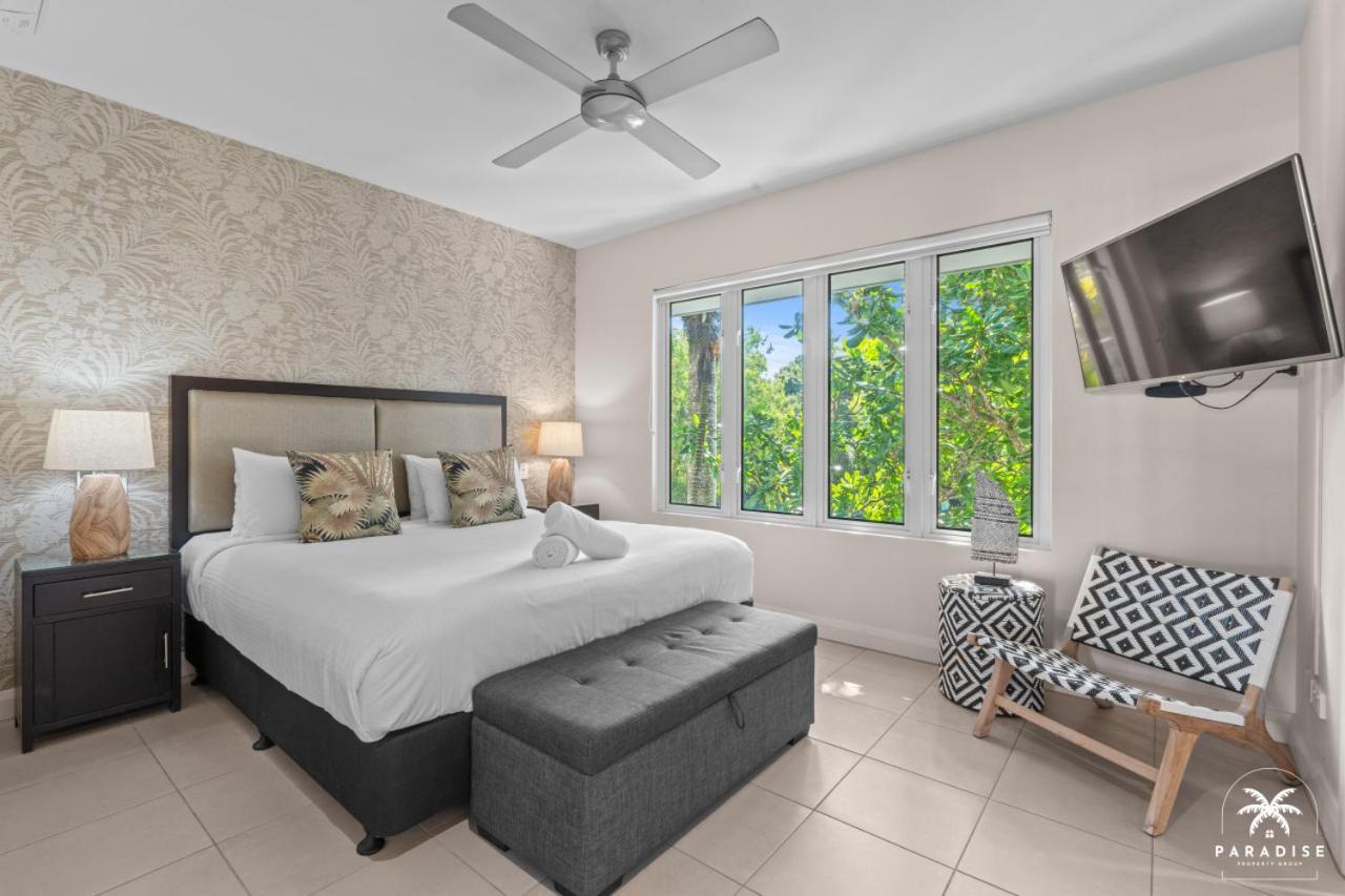 Club Luxury With Rooftop Palm Cove