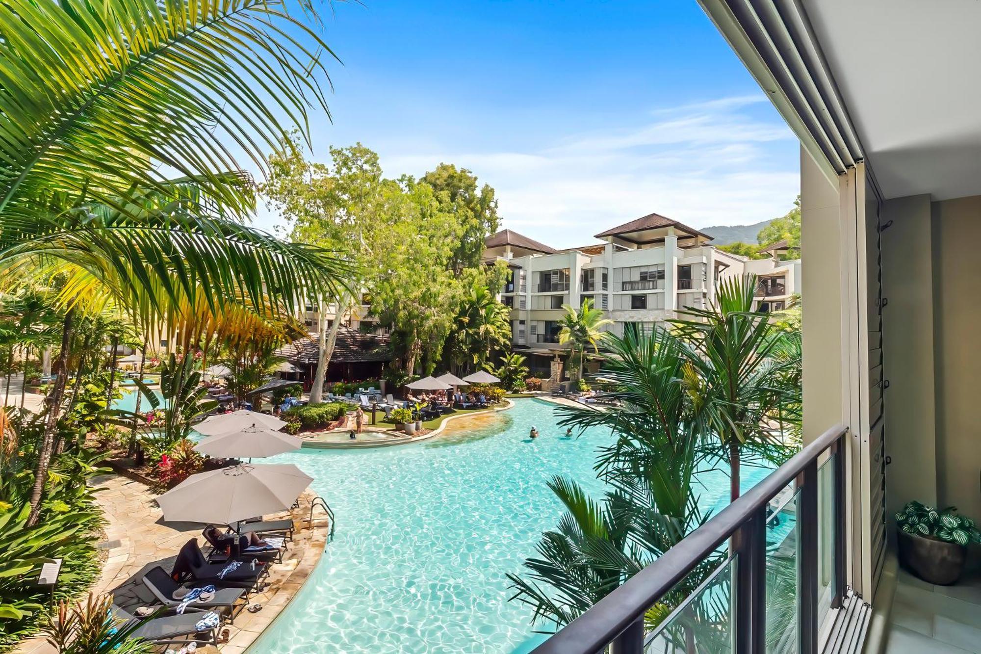 Apartment Private In The Temple Beachfront Palm Cove