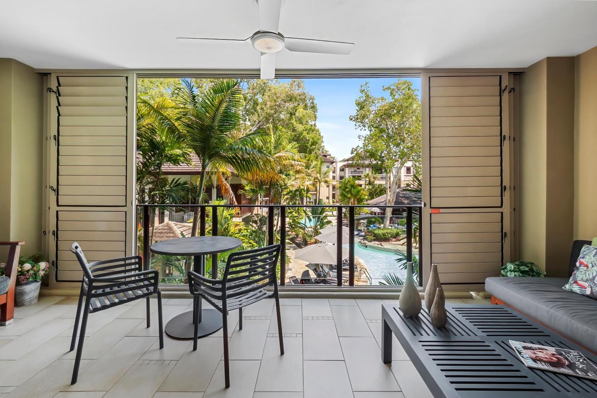 Private In The Temple Beachfront Apartment
