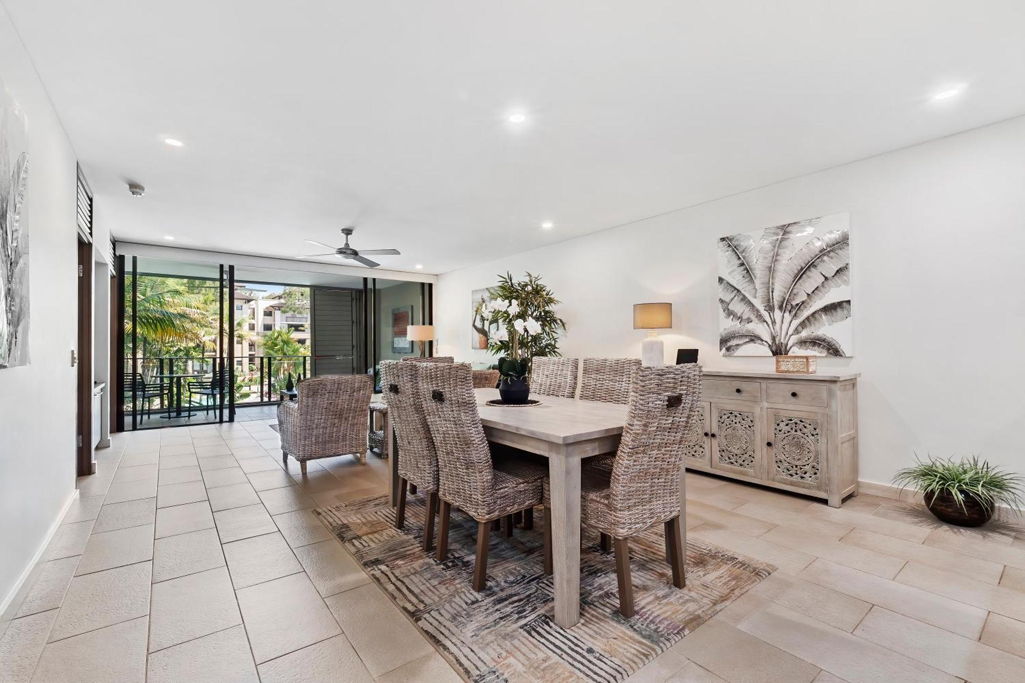 Private In The Temple Beachfront Apartment Palm Cove