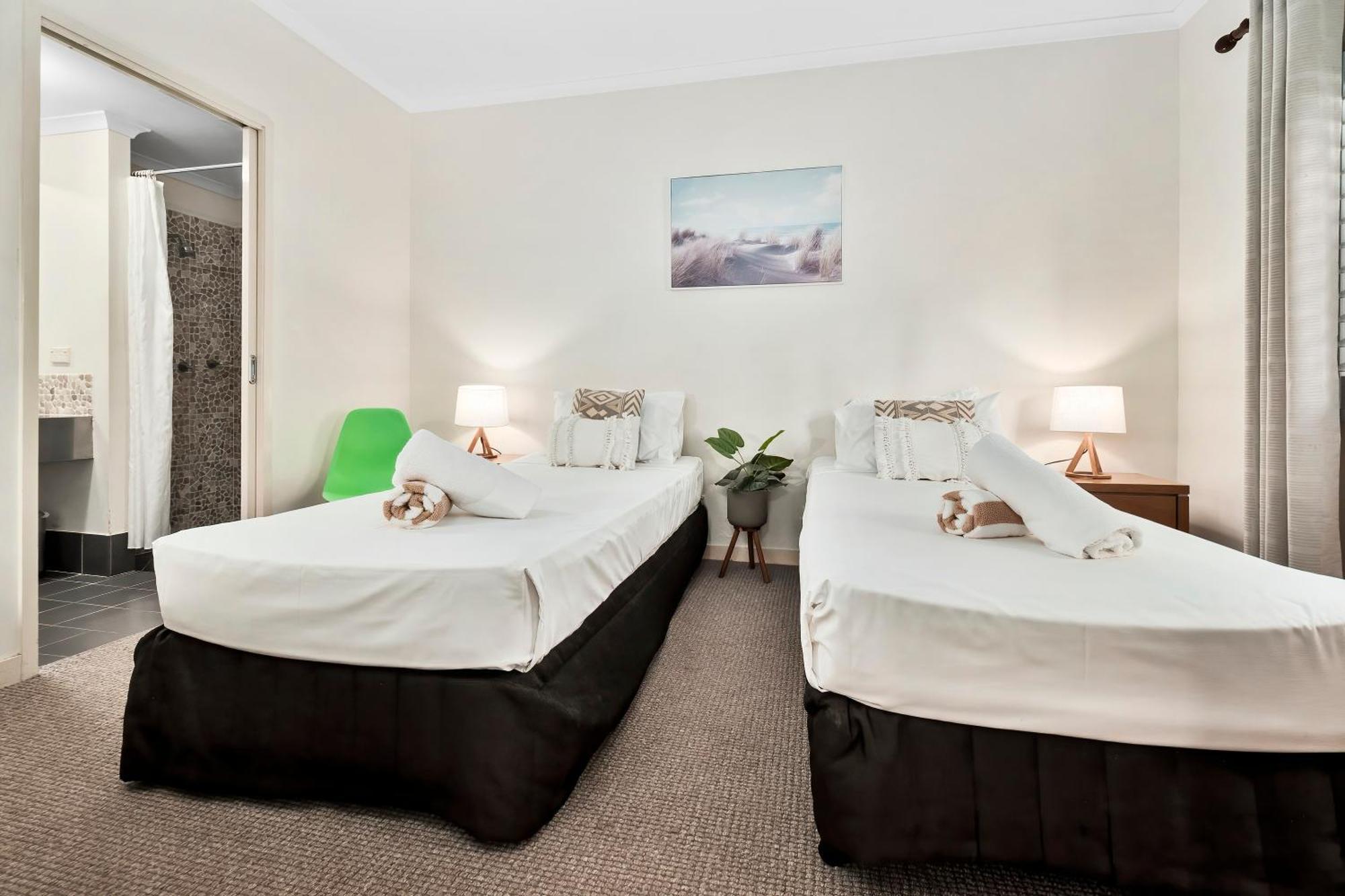 Privately Managed In Mango Lagoon * Palm Cove