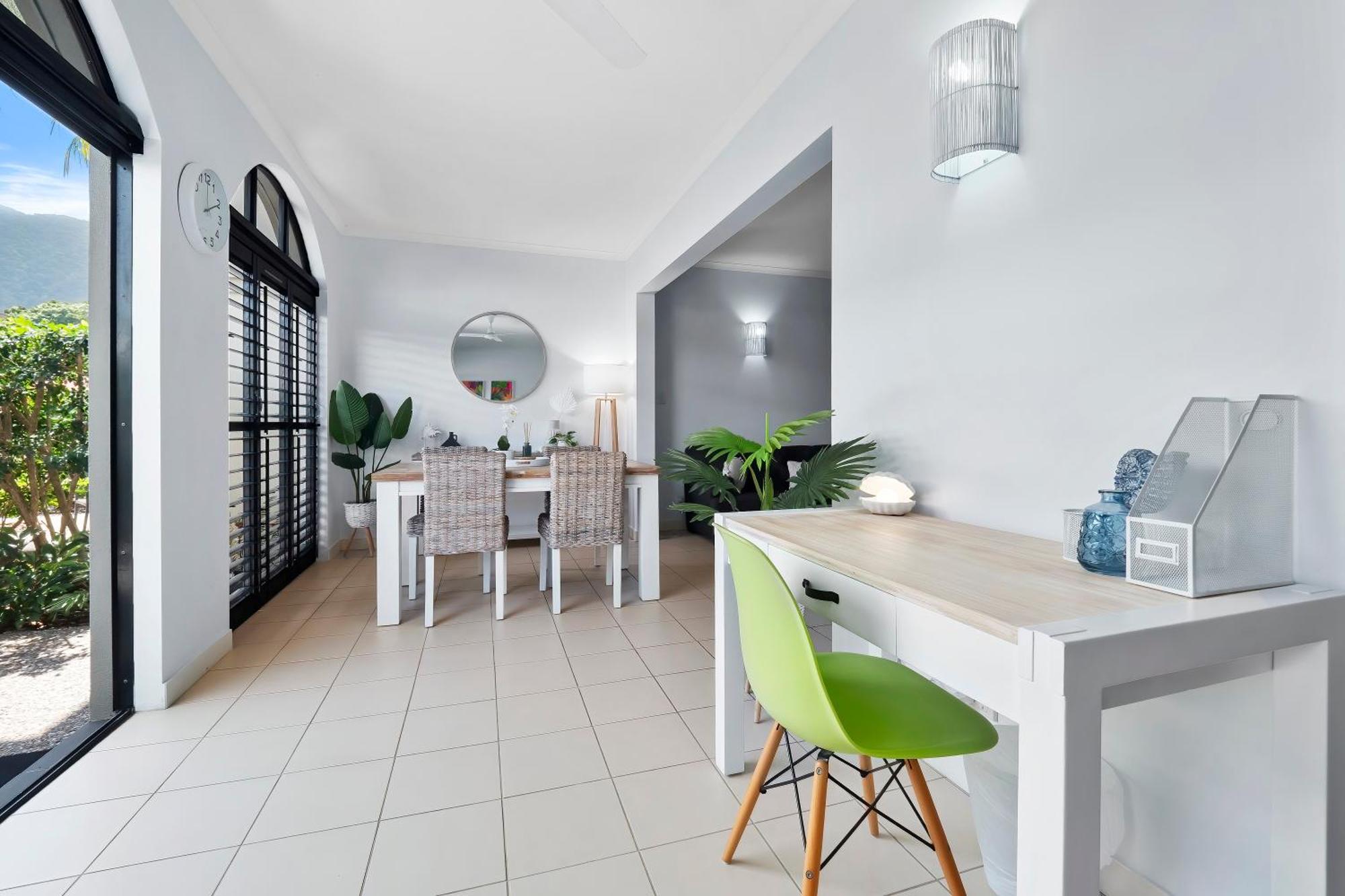 Privately Managed In Mango Lagoon Apartment *